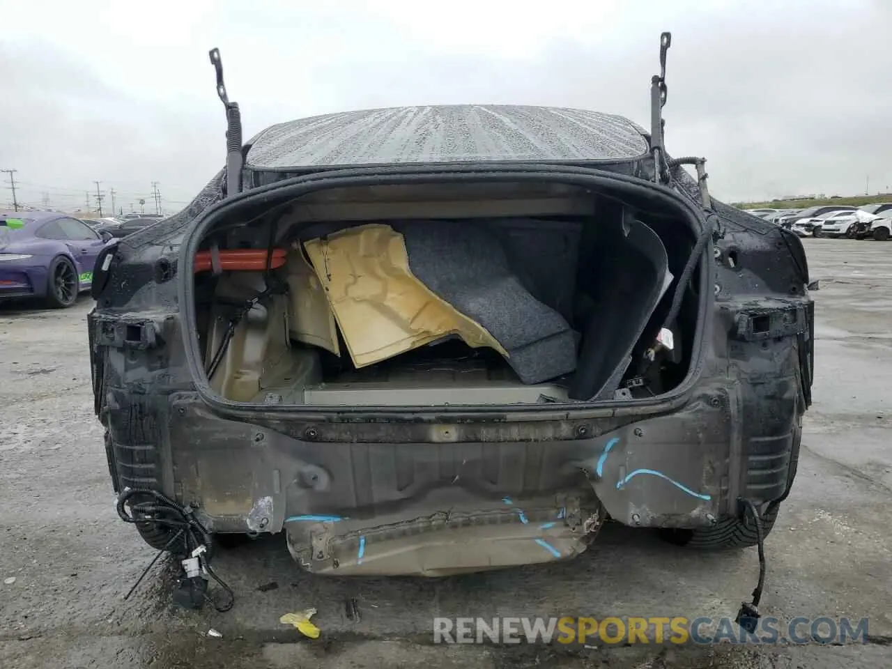 6 Photograph of a damaged car 5YJ3E1EA6MF938582 TESLA MODEL 3 2021