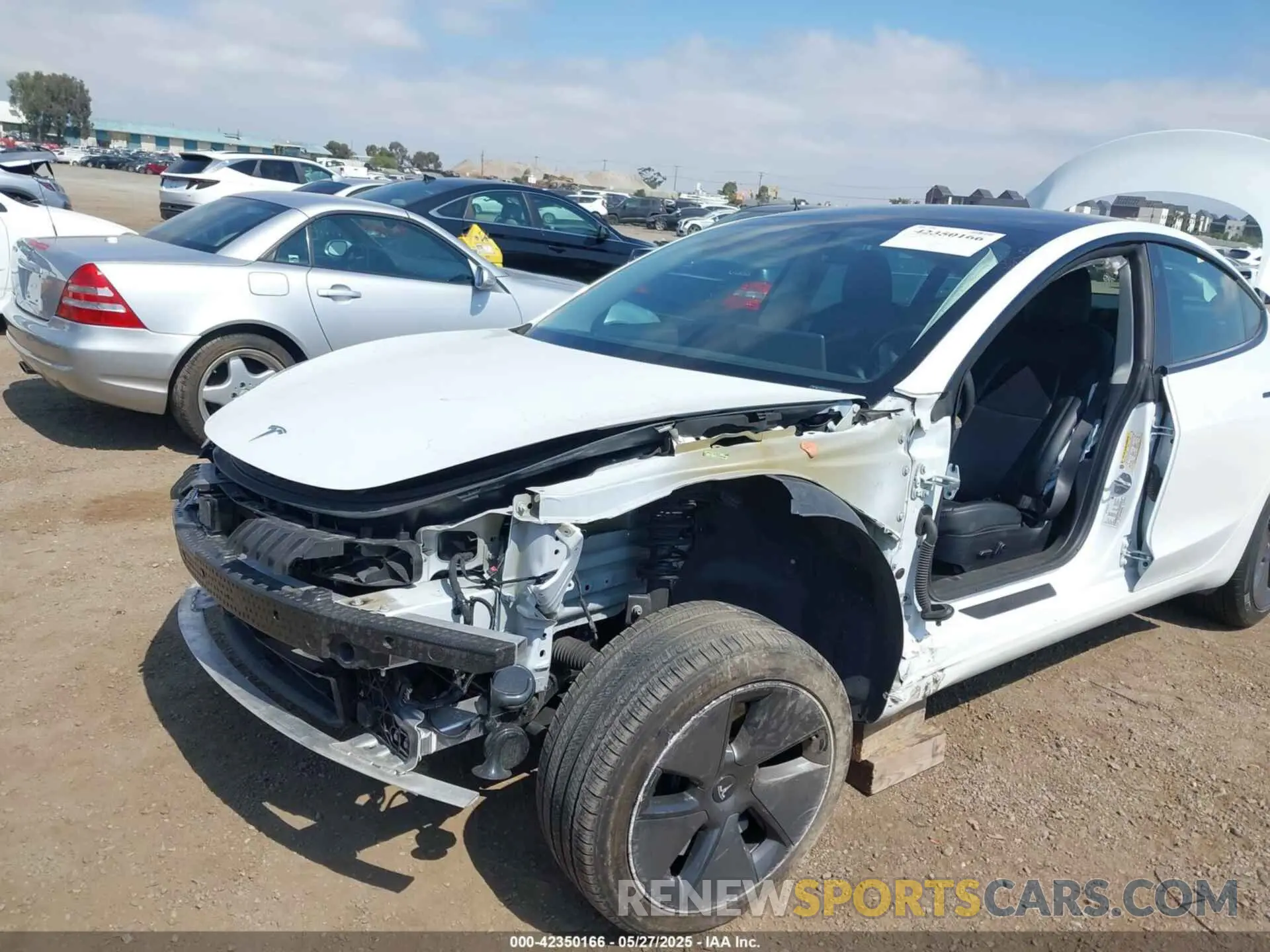 6 Photograph of a damaged car 5YJ3E1EA6MF940333 TESLA MODEL 3 2021