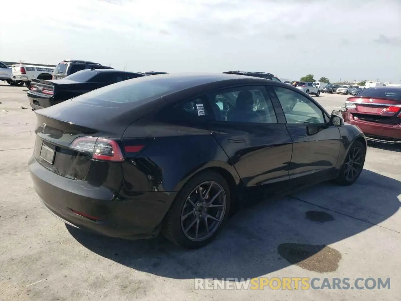 3 Photograph of a damaged car 5YJ3E1EA6MF982419 TESLA MODEL 3 2021