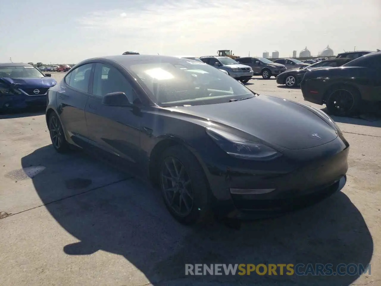 4 Photograph of a damaged car 5YJ3E1EA6MF982419 TESLA MODEL 3 2021