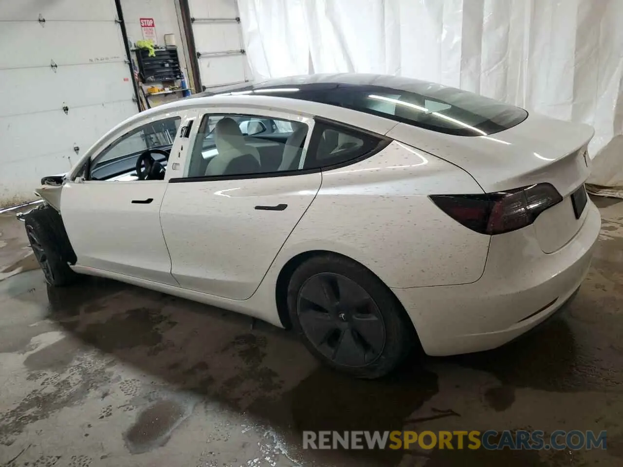 2 Photograph of a damaged car 5YJ3E1EA6MF983019 TESLA MODEL 3 2021