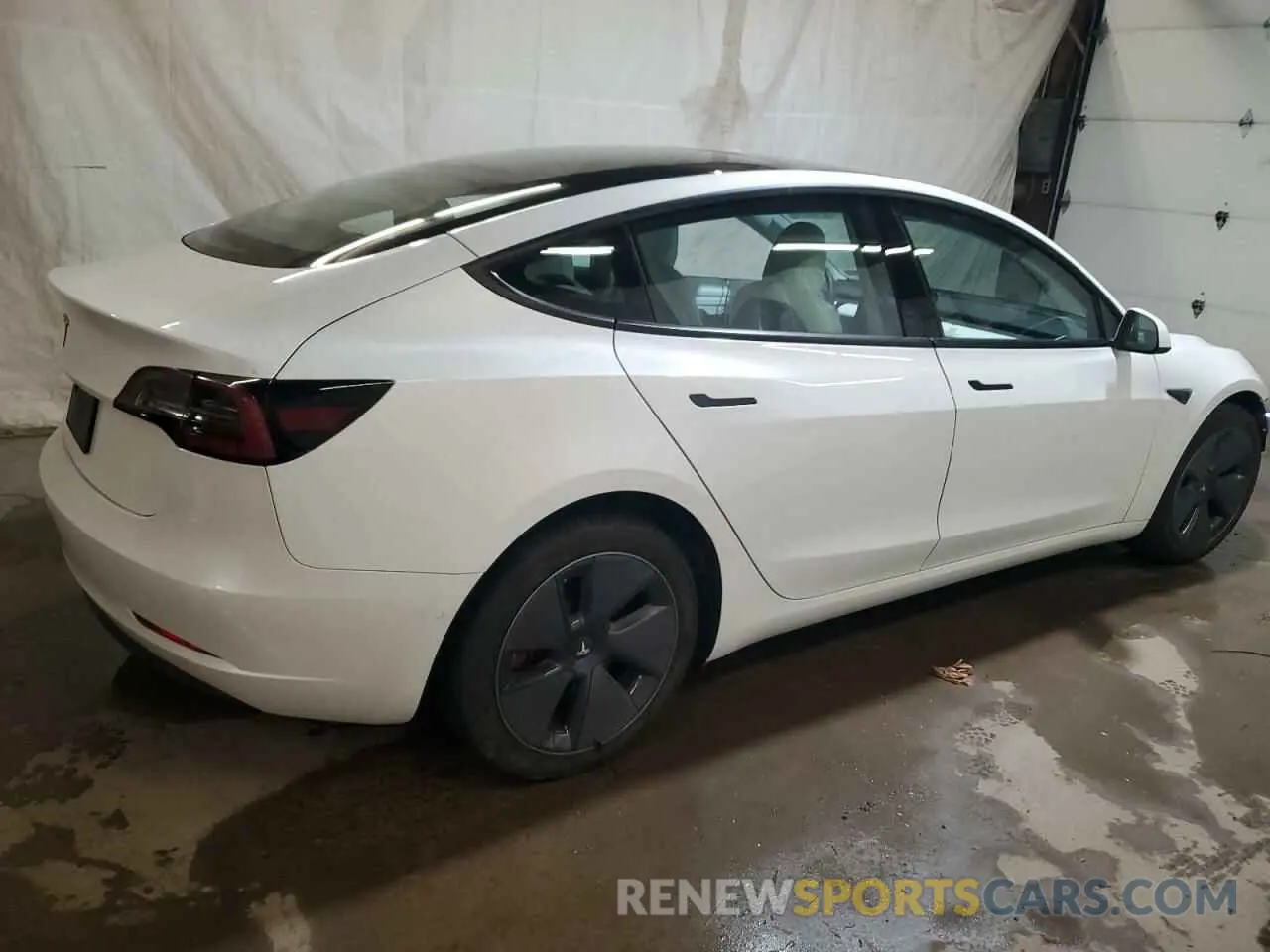 3 Photograph of a damaged car 5YJ3E1EA6MF983019 TESLA MODEL 3 2021
