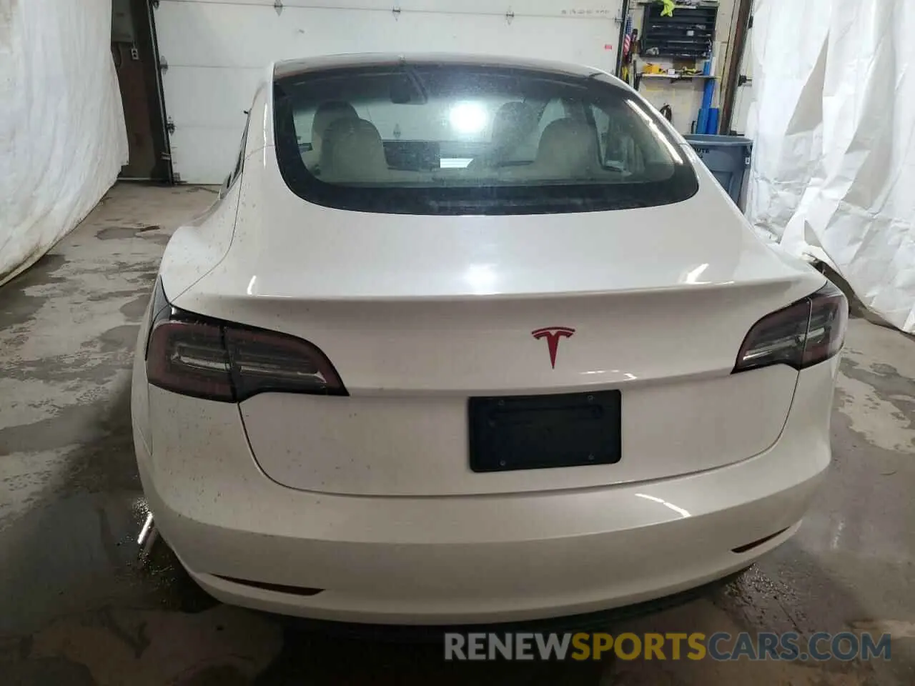 6 Photograph of a damaged car 5YJ3E1EA6MF983019 TESLA MODEL 3 2021
