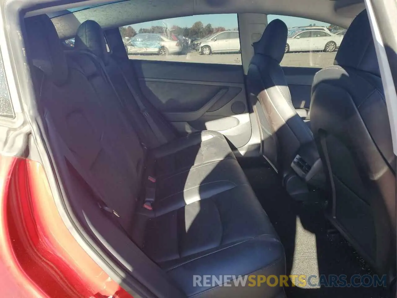 10 Photograph of a damaged car 5YJ3E1EA6MF991489 TESLA MODEL 3 2021