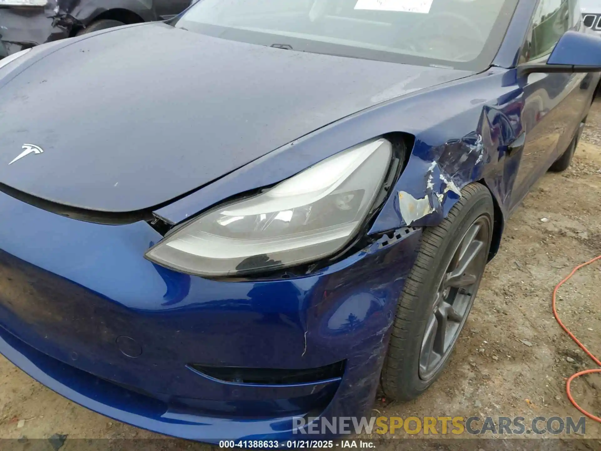 19 Photograph of a damaged car 5YJ3E1EA7MF016743 TESLA MODEL 3 2021