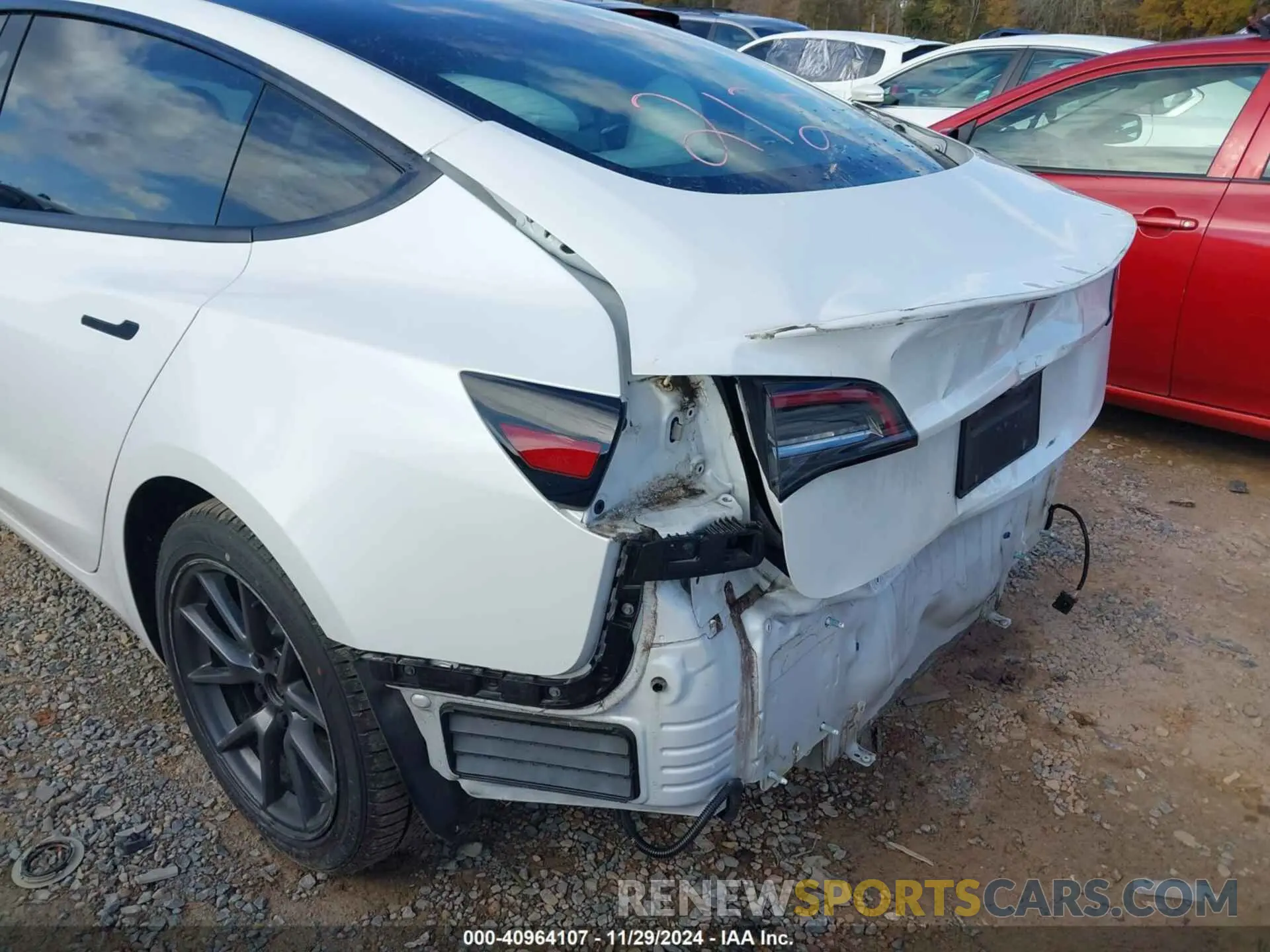 19 Photograph of a damaged car 5YJ3E1EA7MF018363 TESLA MODEL 3 2021