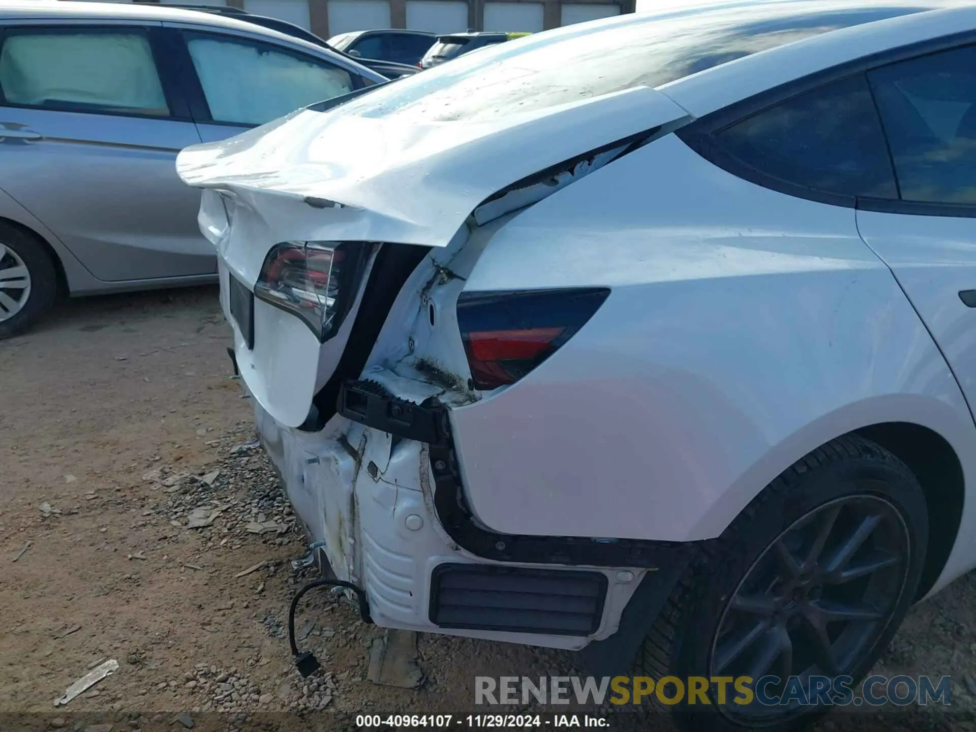 20 Photograph of a damaged car 5YJ3E1EA7MF018363 TESLA MODEL 3 2021