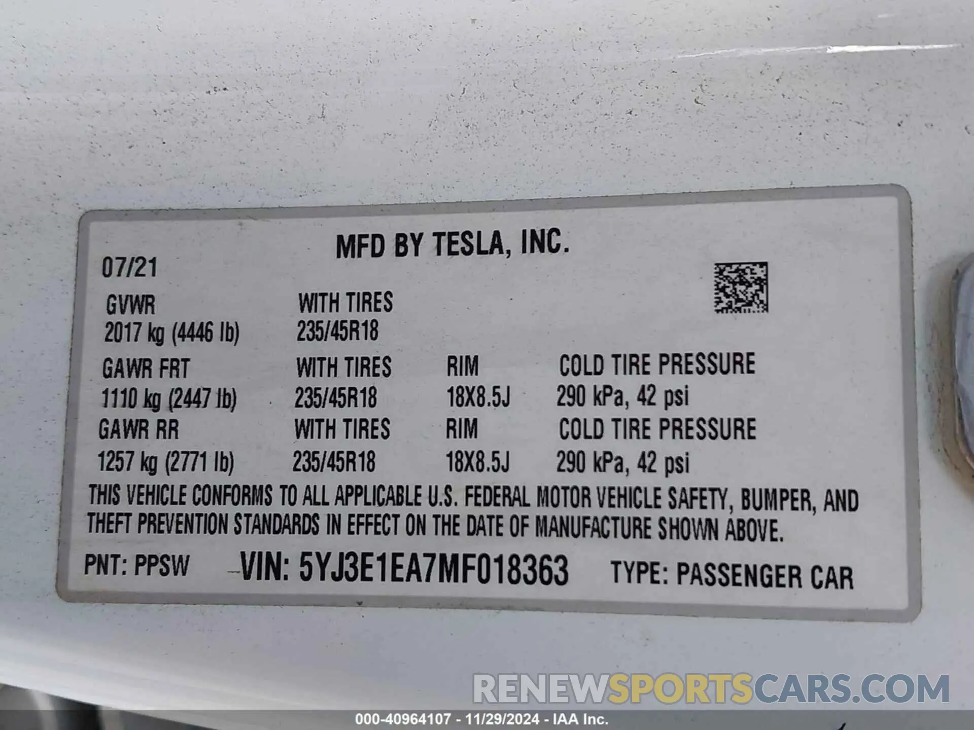 9 Photograph of a damaged car 5YJ3E1EA7MF018363 TESLA MODEL 3 2021