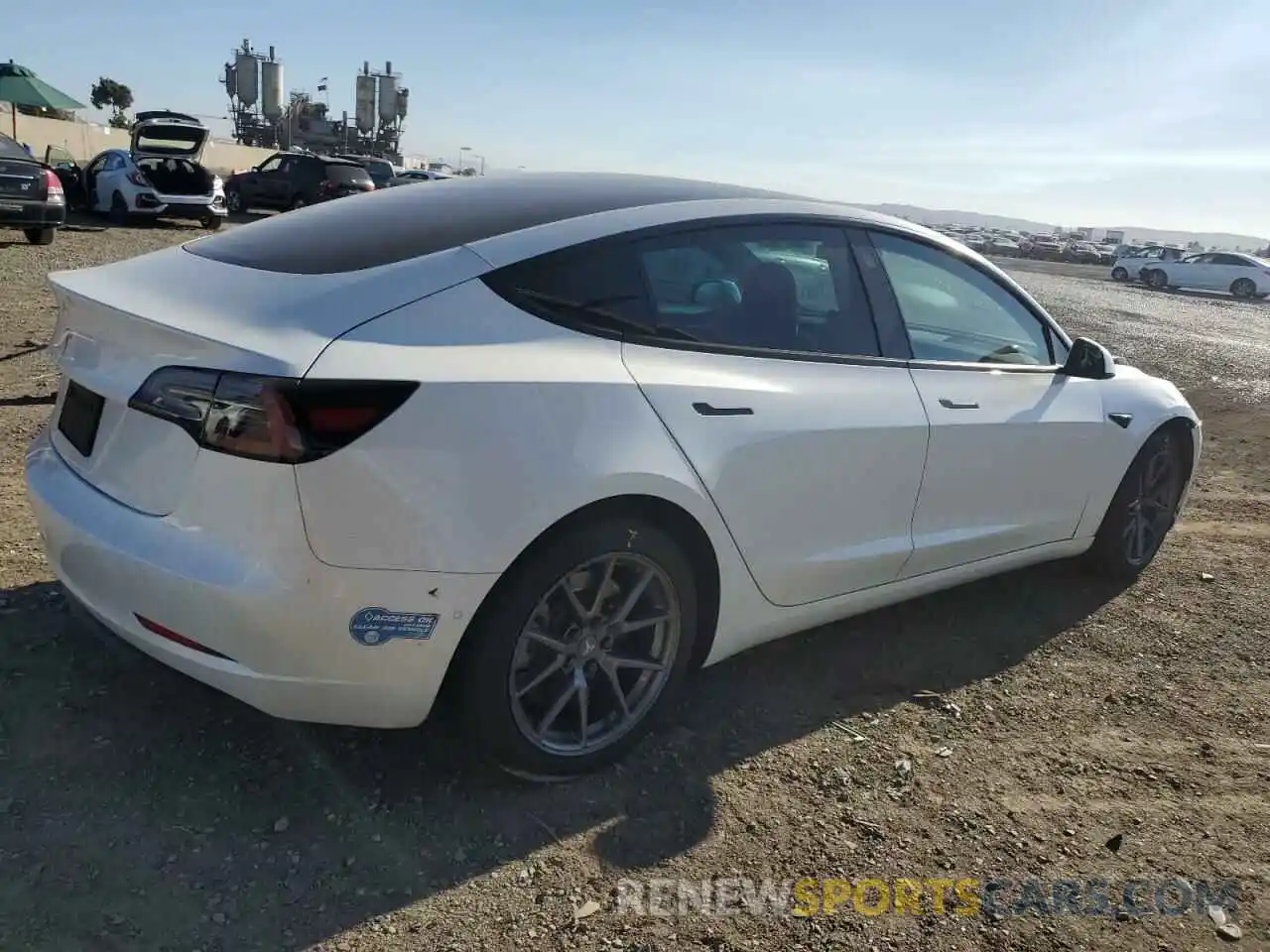 3 Photograph of a damaged car 5YJ3E1EA7MF023112 TESLA MODEL 3 2021