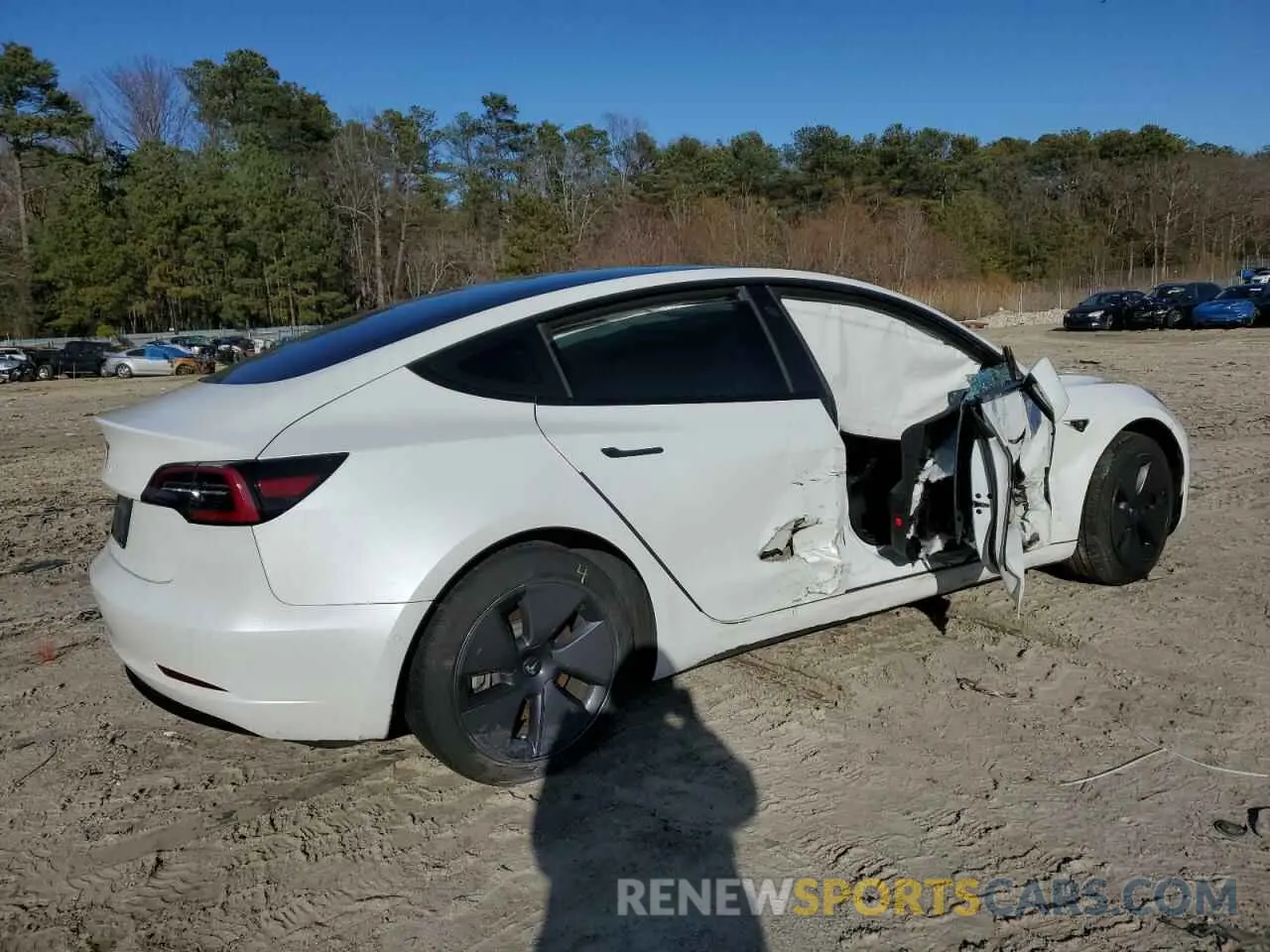 3 Photograph of a damaged car 5YJ3E1EA7MF045420 TESLA MODEL 3 2021