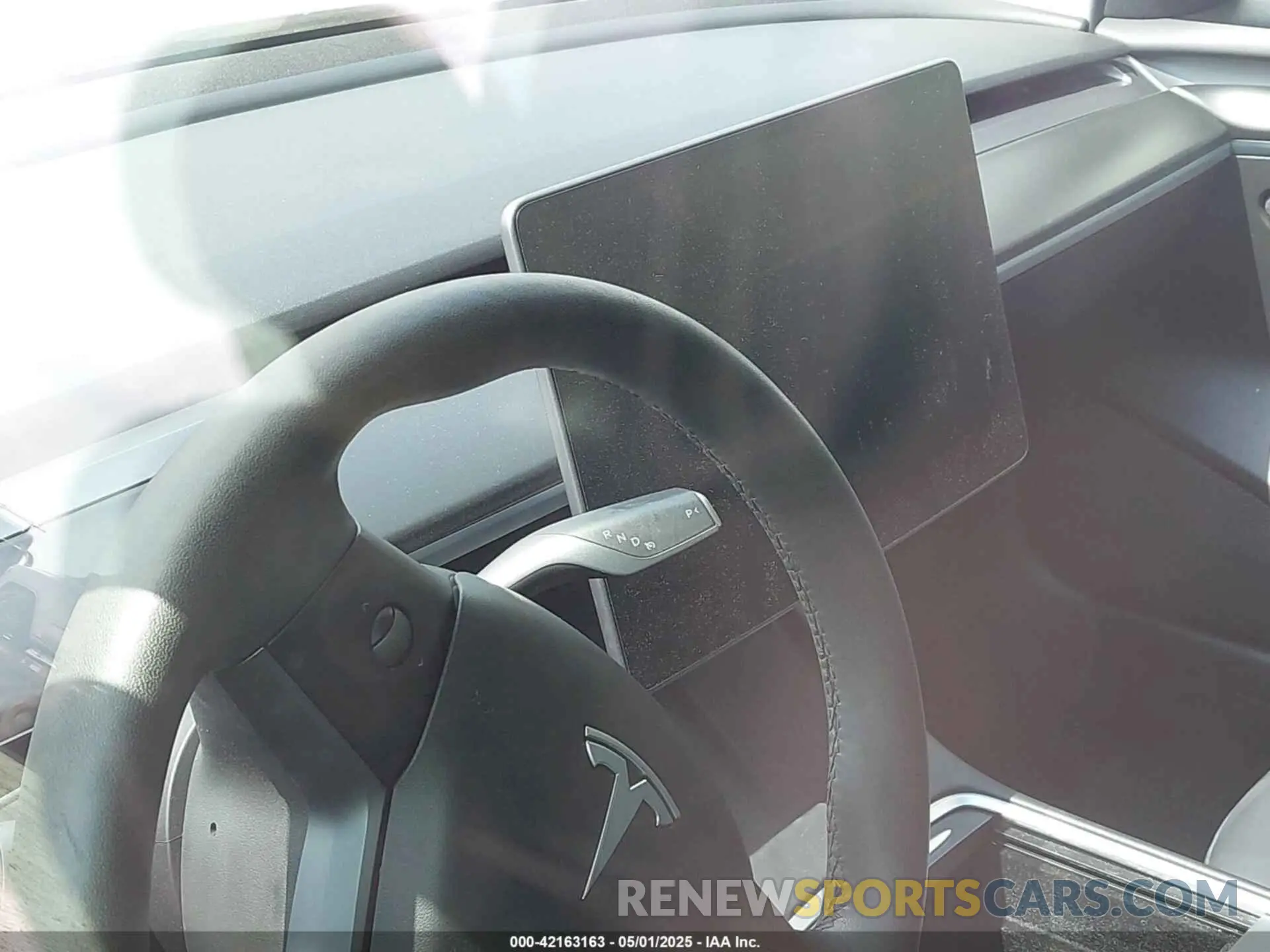 14 Photograph of a damaged car 5YJ3E1EA7MF047538 TESLA MODEL 3 2021