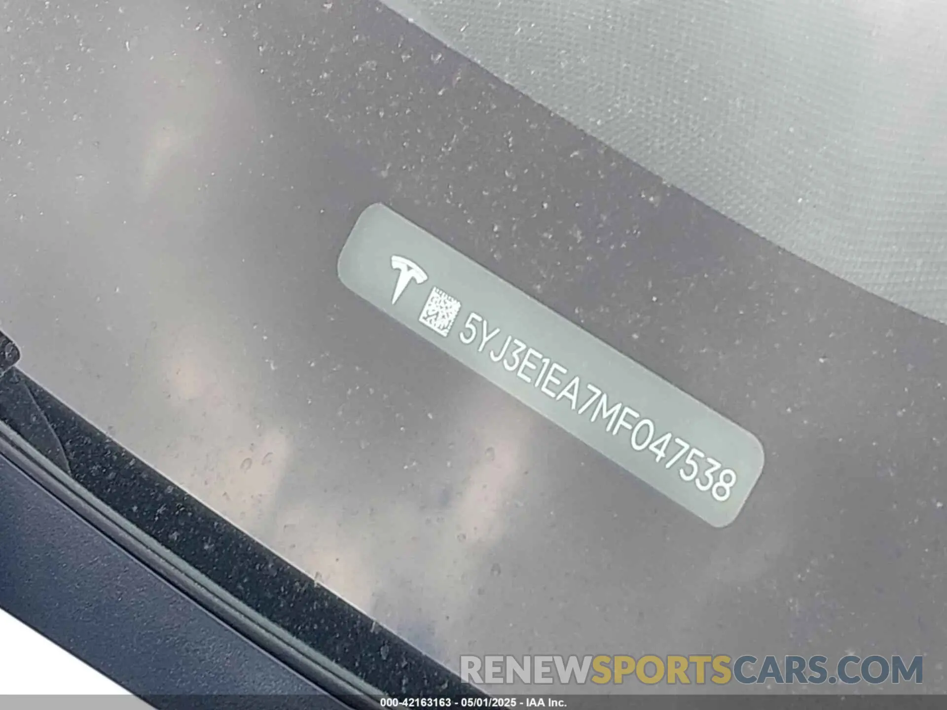 9 Photograph of a damaged car 5YJ3E1EA7MF047538 TESLA MODEL 3 2021