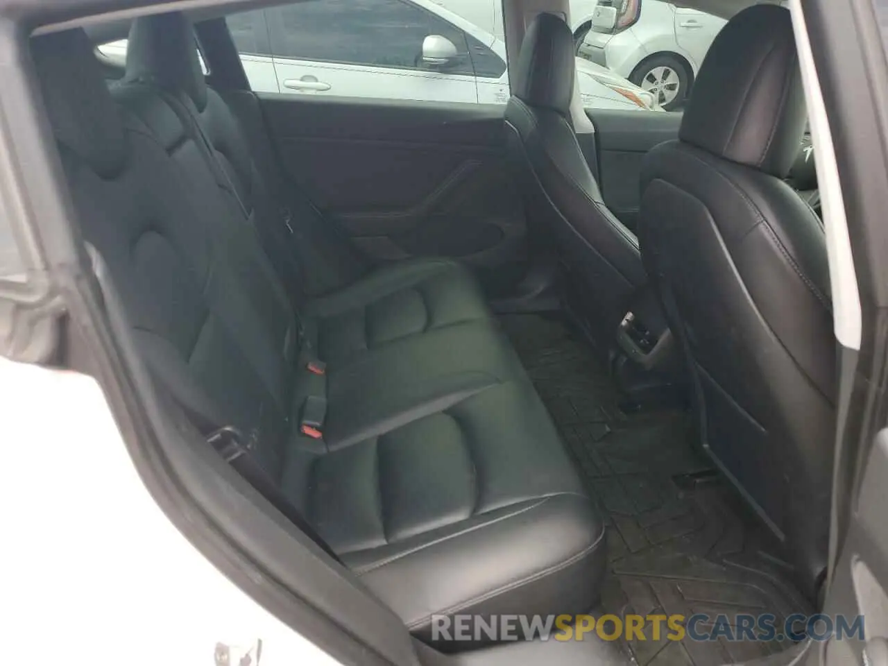 10 Photograph of a damaged car 5YJ3E1EA7MF048074 TESLA MODEL 3 2021