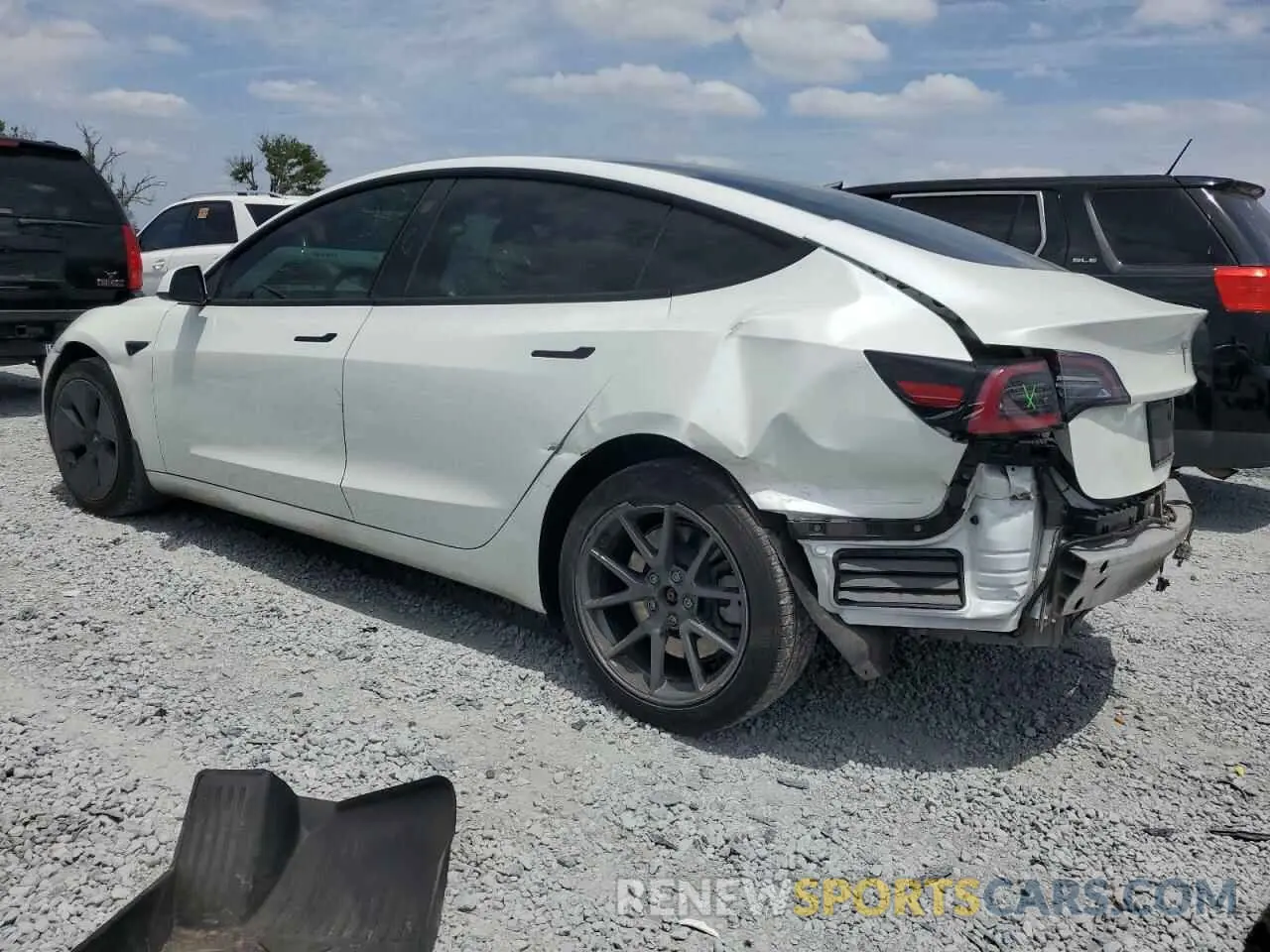 2 Photograph of a damaged car 5YJ3E1EA7MF048074 TESLA MODEL 3 2021
