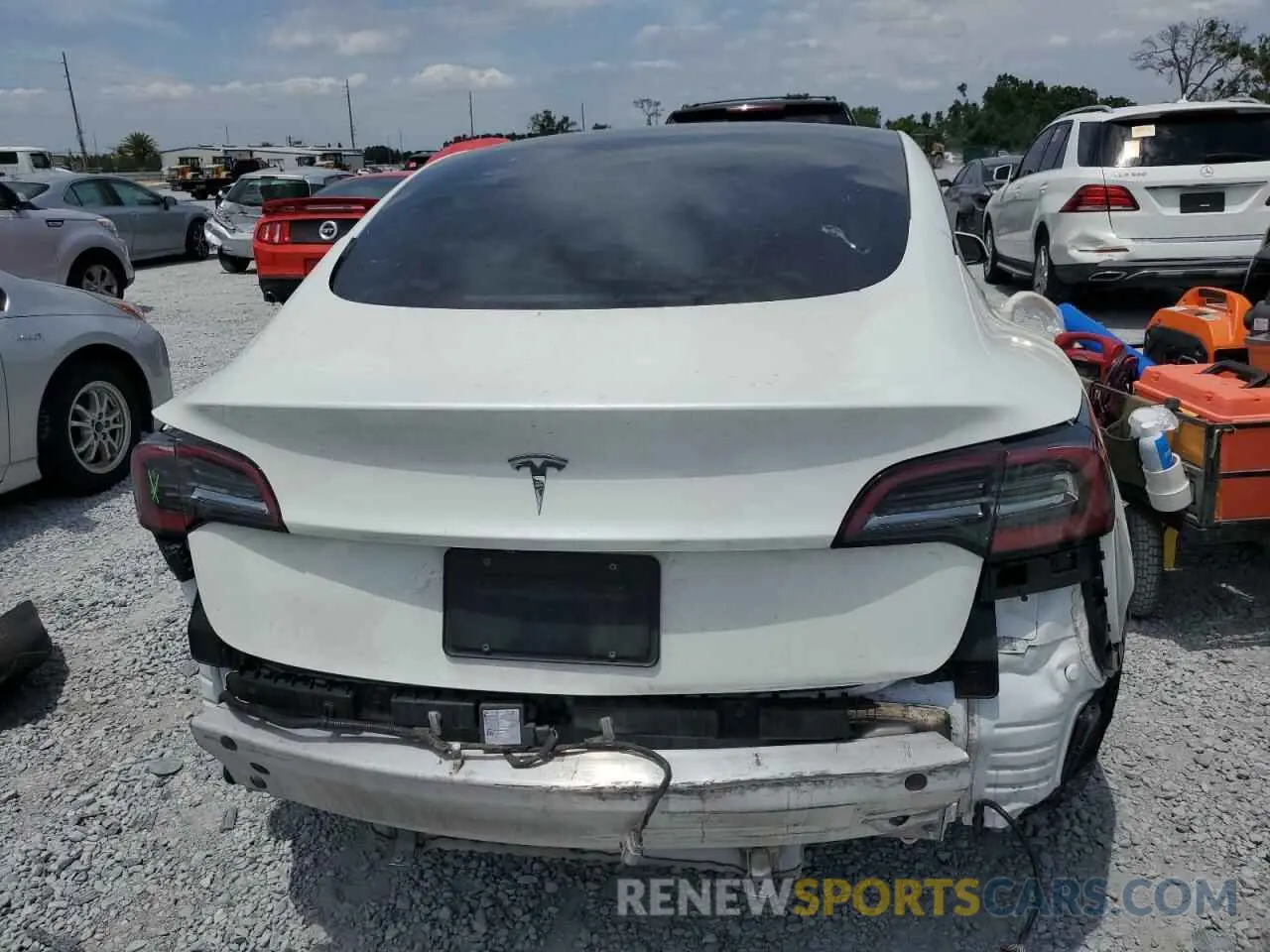6 Photograph of a damaged car 5YJ3E1EA7MF048074 TESLA MODEL 3 2021