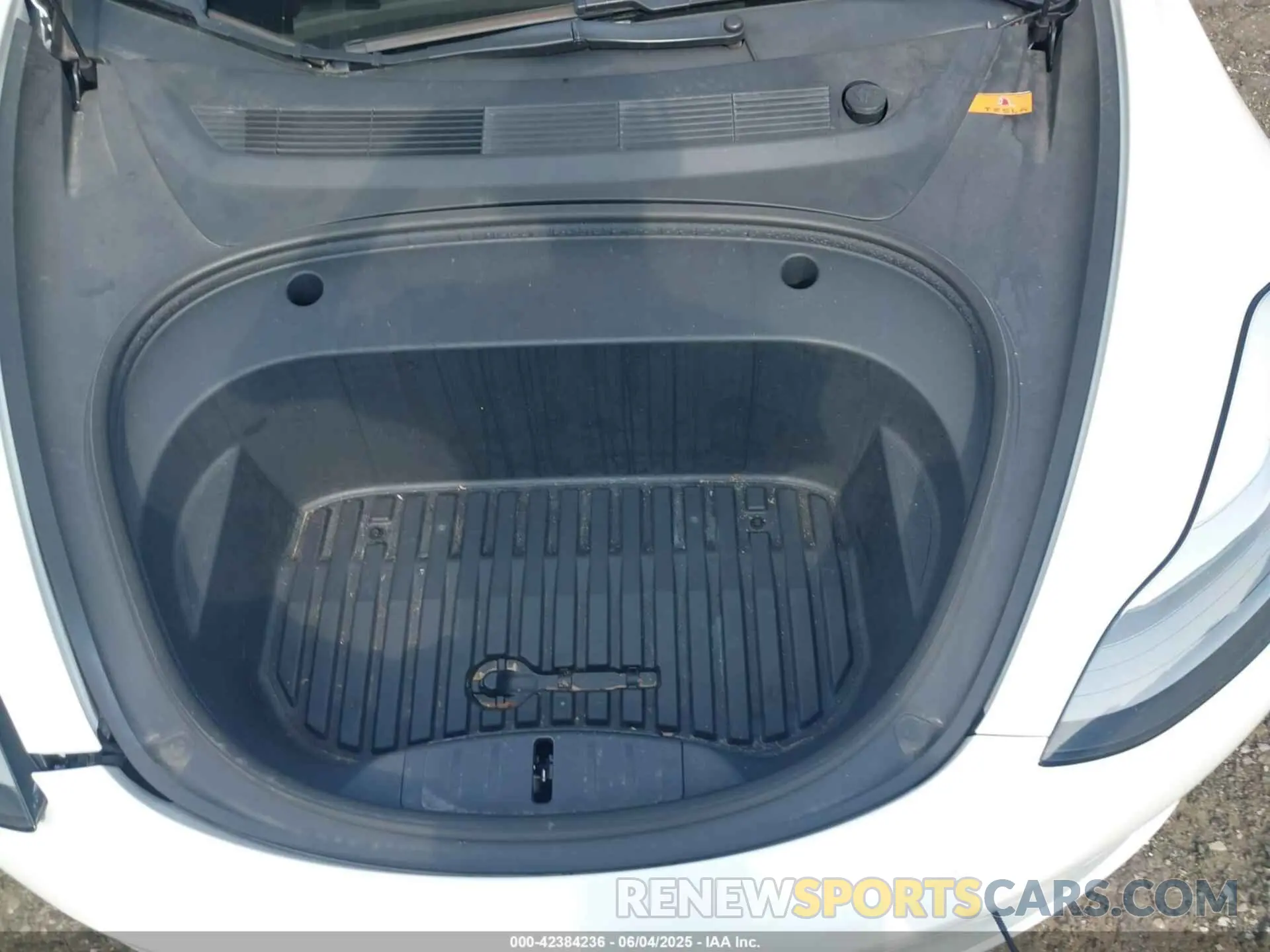 10 Photograph of a damaged car 5YJ3E1EA7MF059222 TESLA MODEL 3 2021