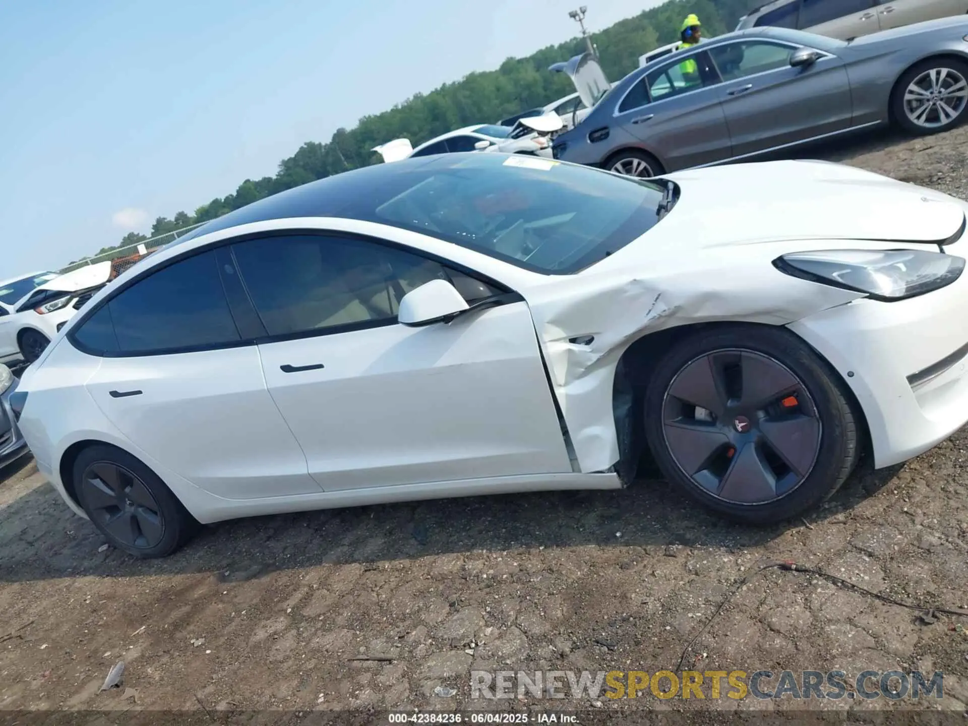 13 Photograph of a damaged car 5YJ3E1EA7MF059222 TESLA MODEL 3 2021