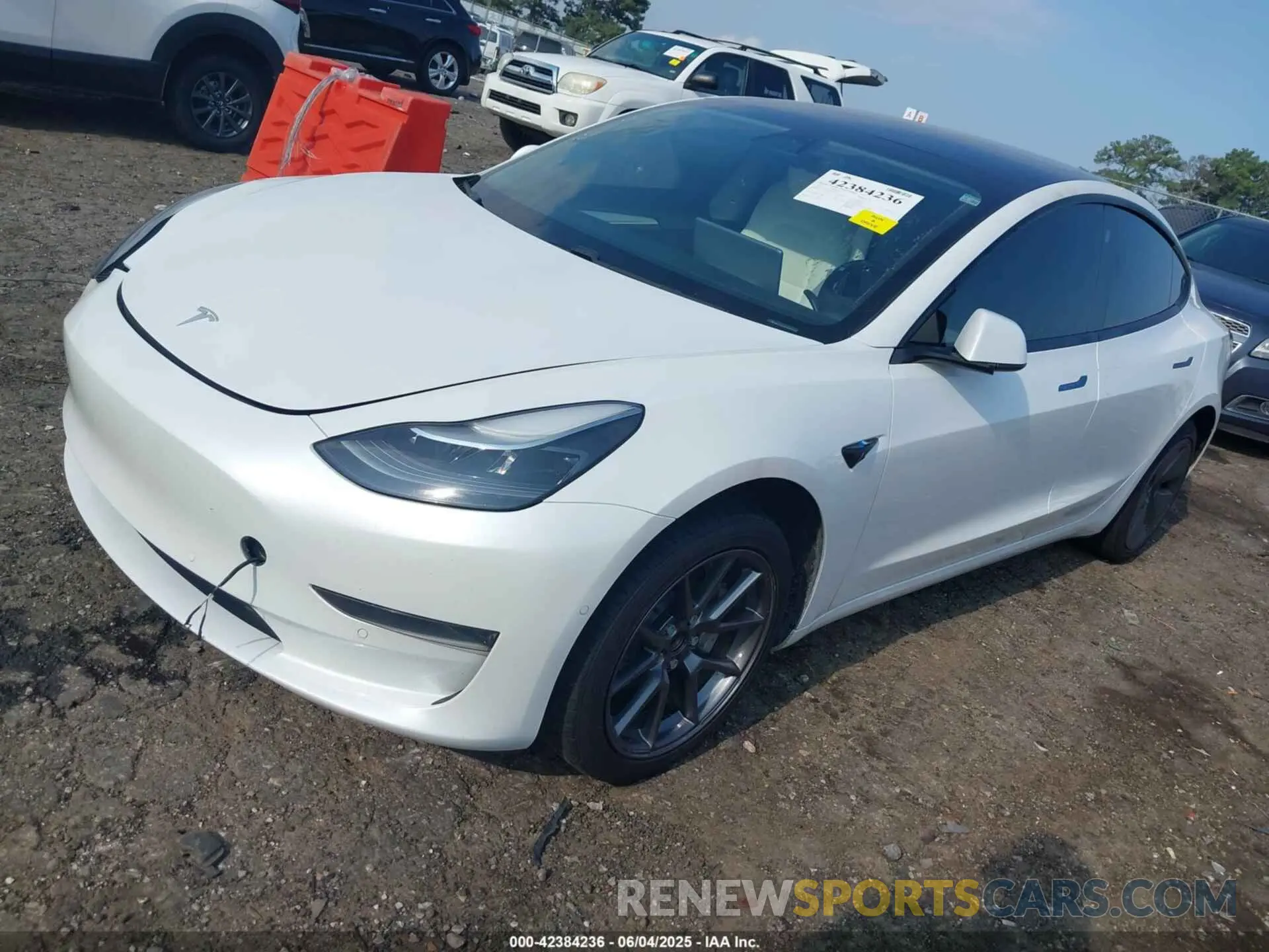 2 Photograph of a damaged car 5YJ3E1EA7MF059222 TESLA MODEL 3 2021