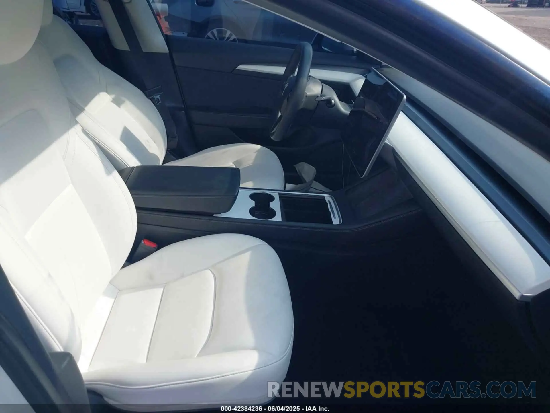 5 Photograph of a damaged car 5YJ3E1EA7MF059222 TESLA MODEL 3 2021