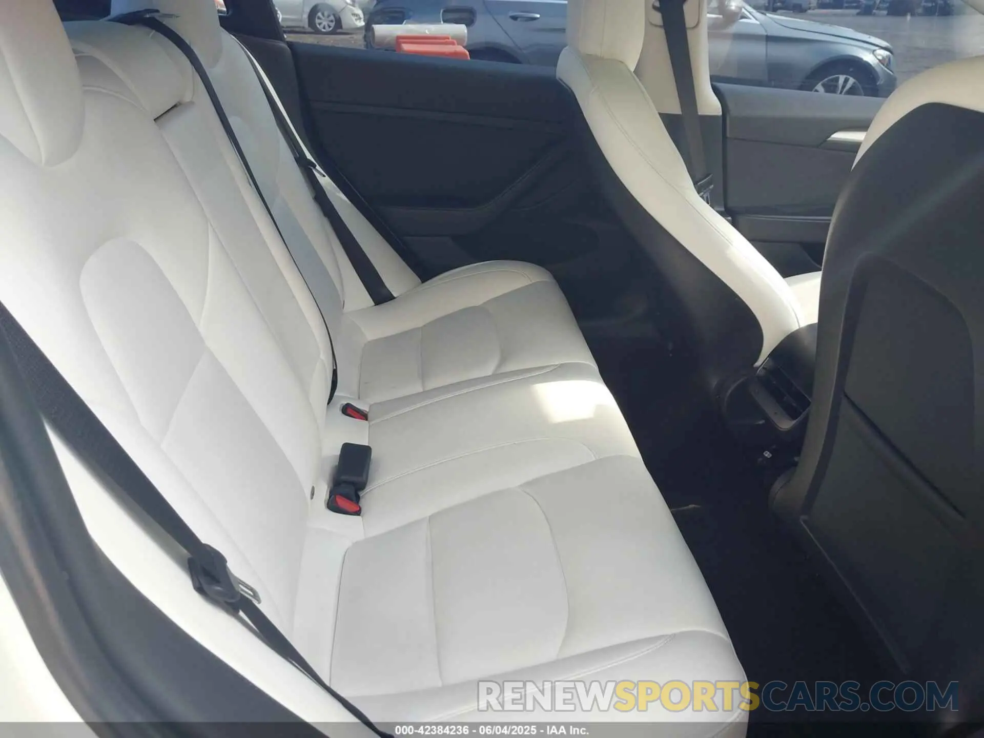 8 Photograph of a damaged car 5YJ3E1EA7MF059222 TESLA MODEL 3 2021