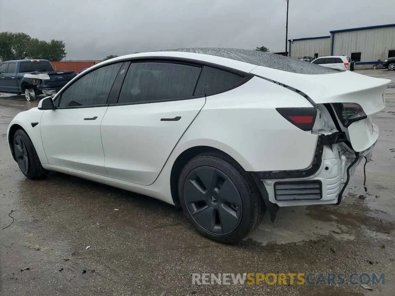 2 Photograph of a damaged car 5YJ3E1EA7MF077400 TESLA MODEL 3 2021