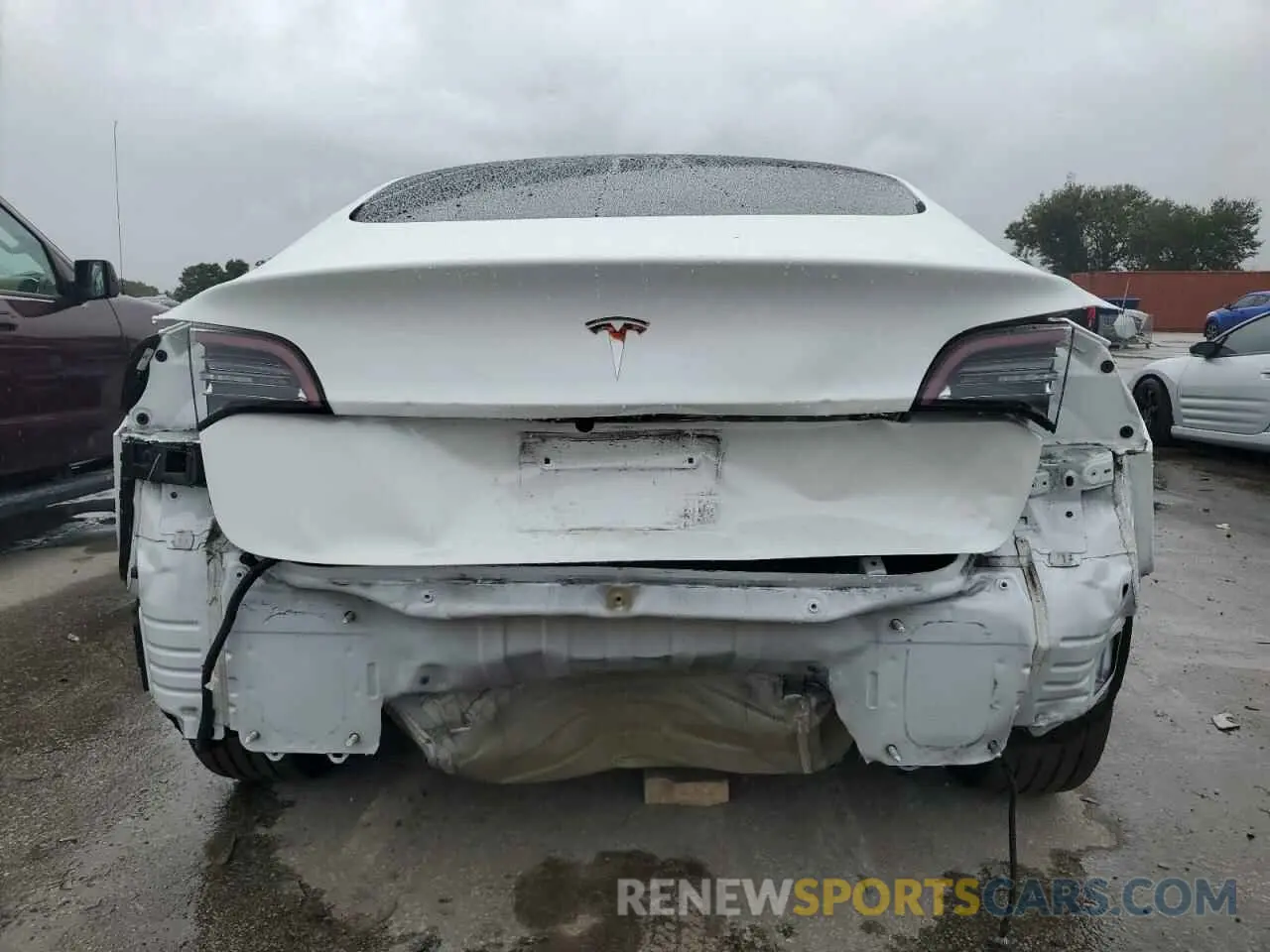 6 Photograph of a damaged car 5YJ3E1EA7MF077400 TESLA MODEL 3 2021