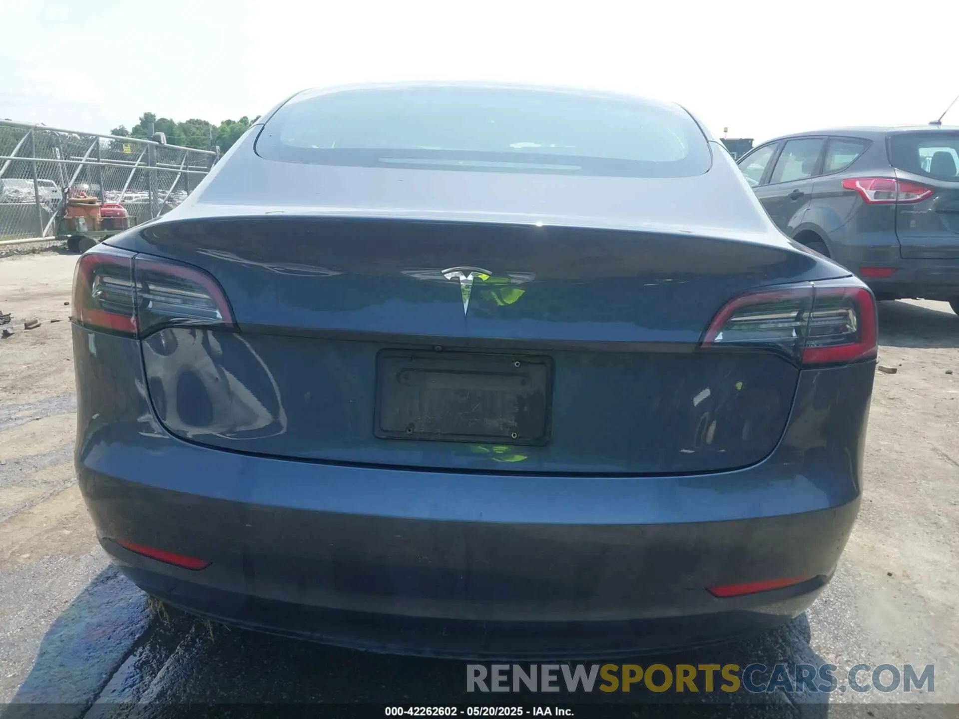 15 Photograph of a damaged car 5YJ3E1EA7MF088283 TESLA MODEL 3 2021