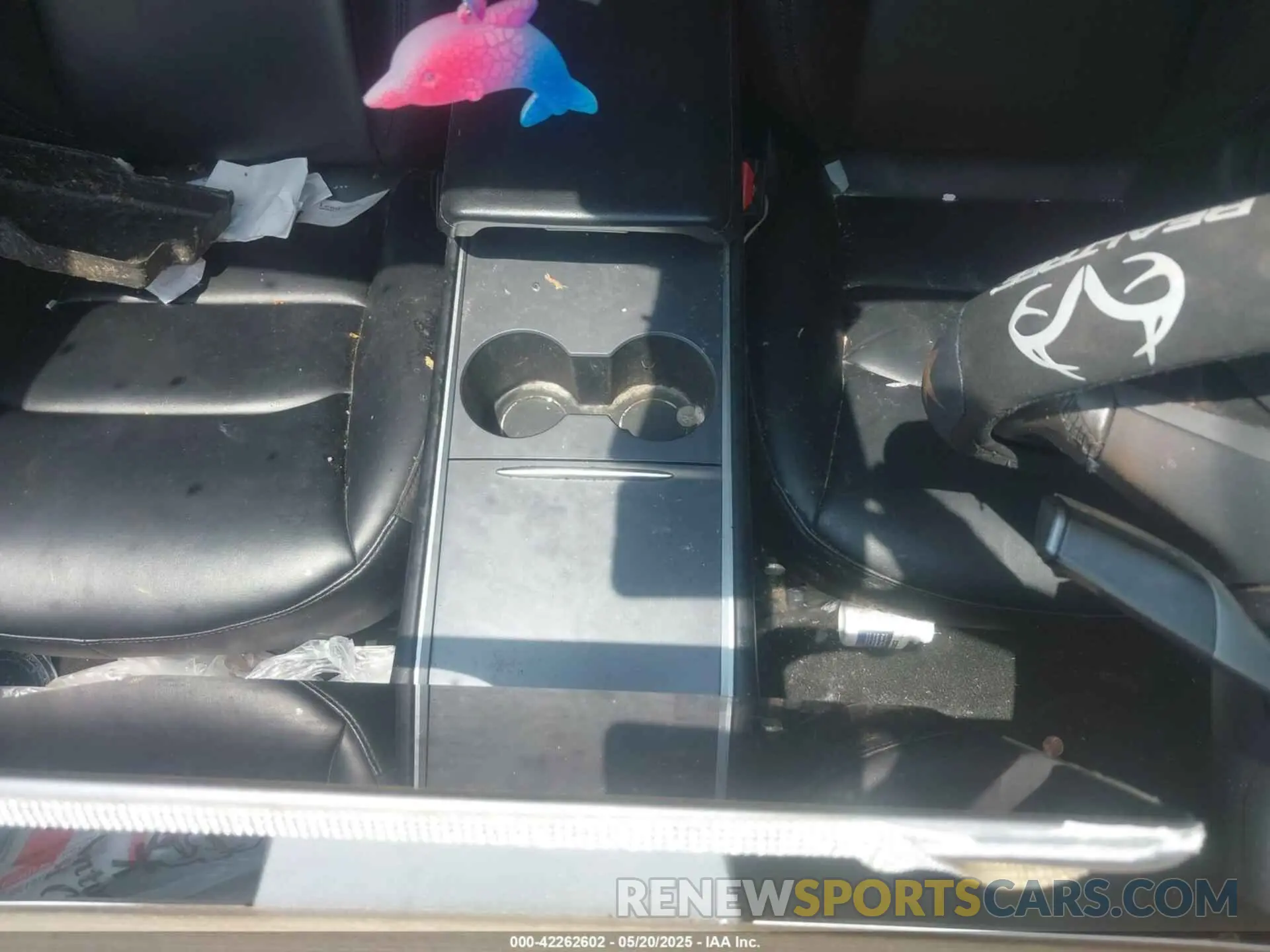 17 Photograph of a damaged car 5YJ3E1EA7MF088283 TESLA MODEL 3 2021
