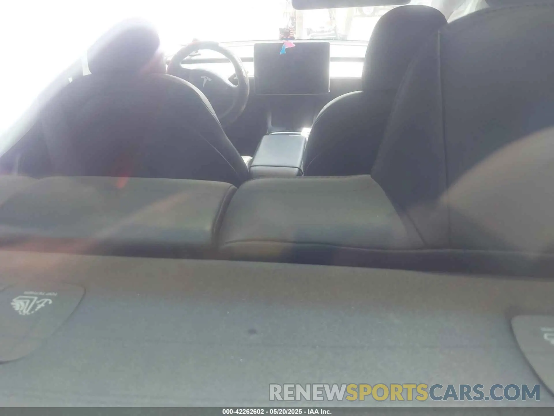 8 Photograph of a damaged car 5YJ3E1EA7MF088283 TESLA MODEL 3 2021