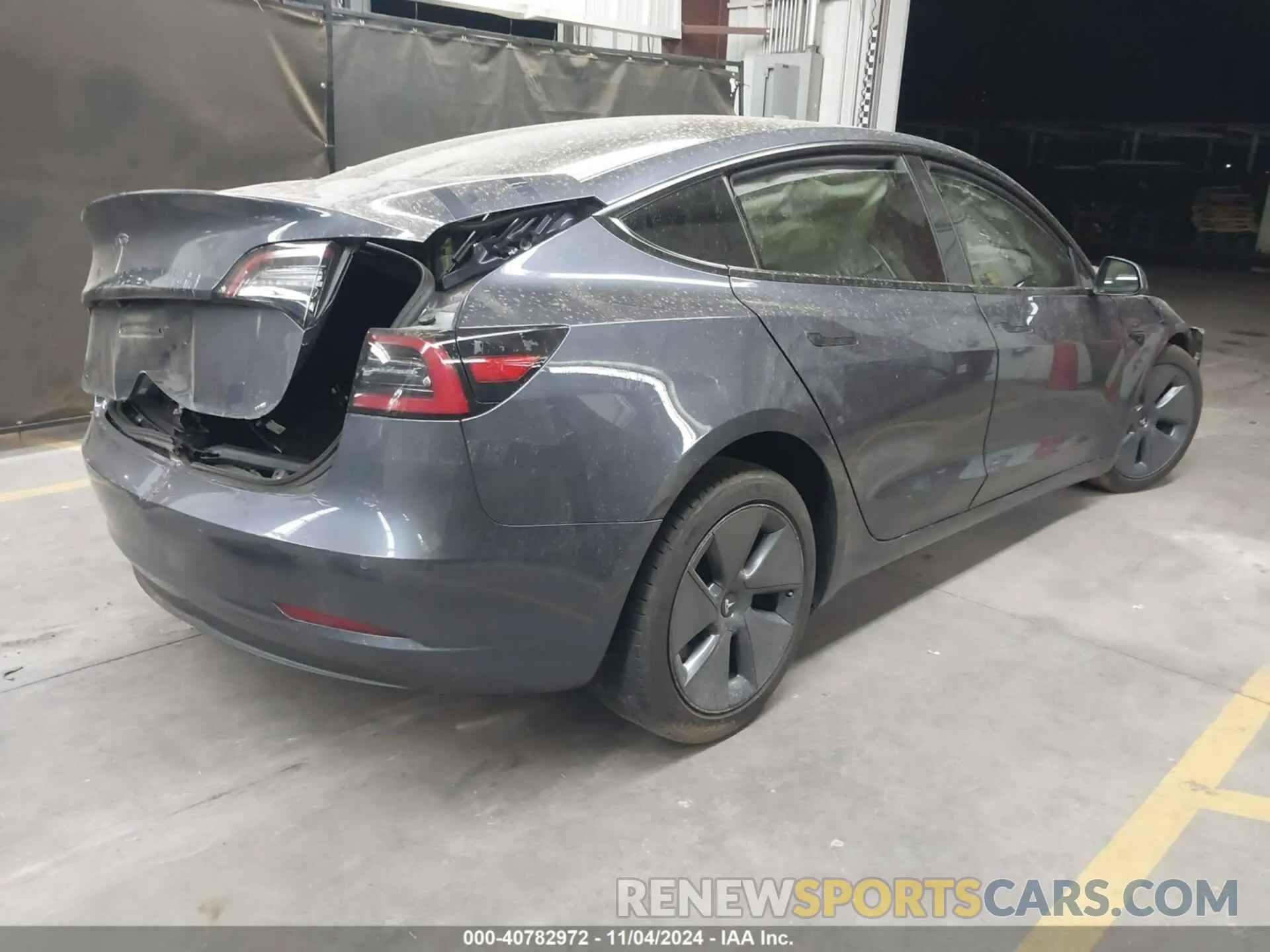 4 Photograph of a damaged car 5YJ3E1EA7MF096416 TESLA MODEL 3 2021