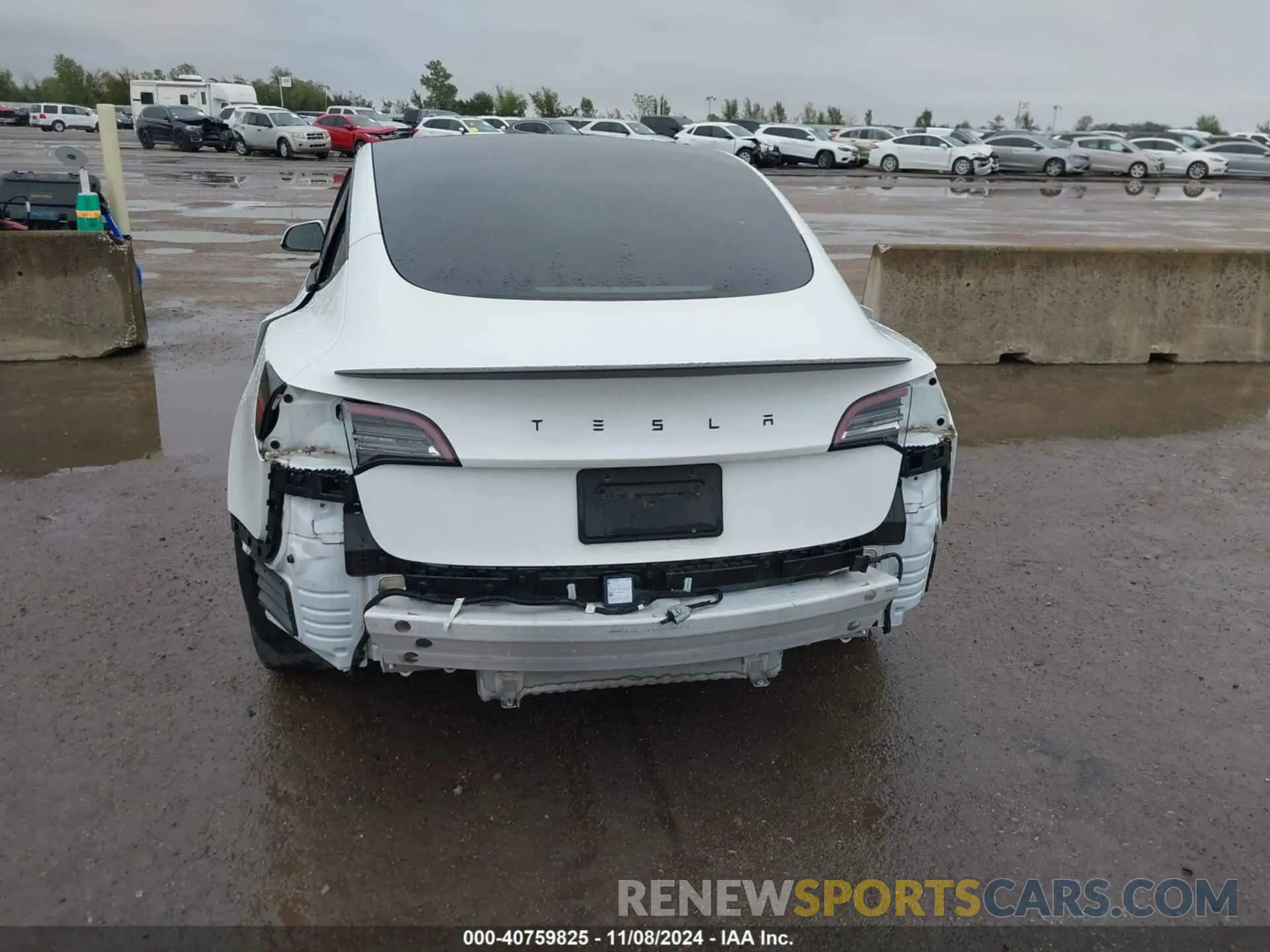 17 Photograph of a damaged car 5YJ3E1EA7MF096643 TESLA MODEL 3 2021