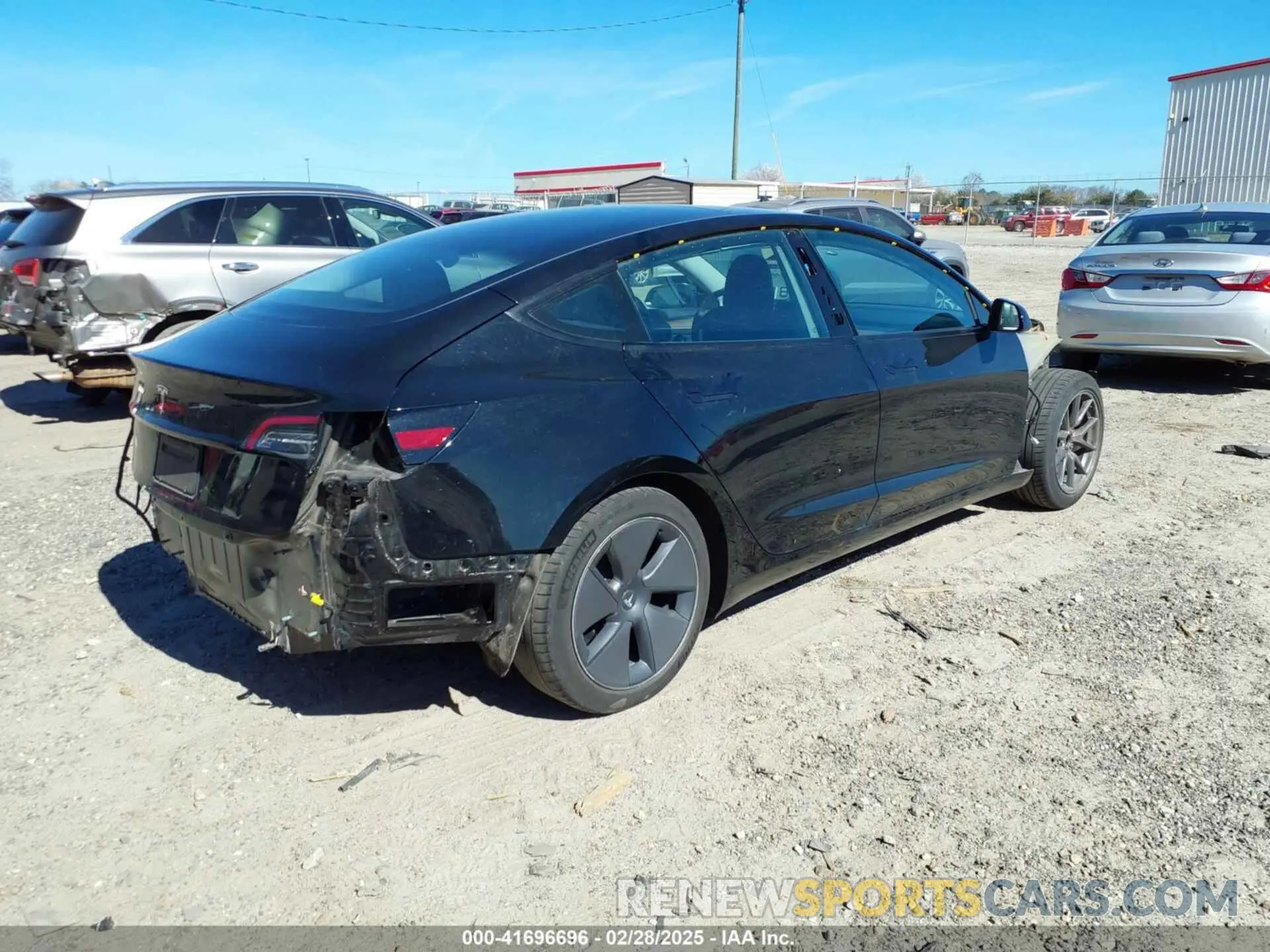 4 Photograph of a damaged car 5YJ3E1EA7MF097081 TESLA MODEL 3 2021