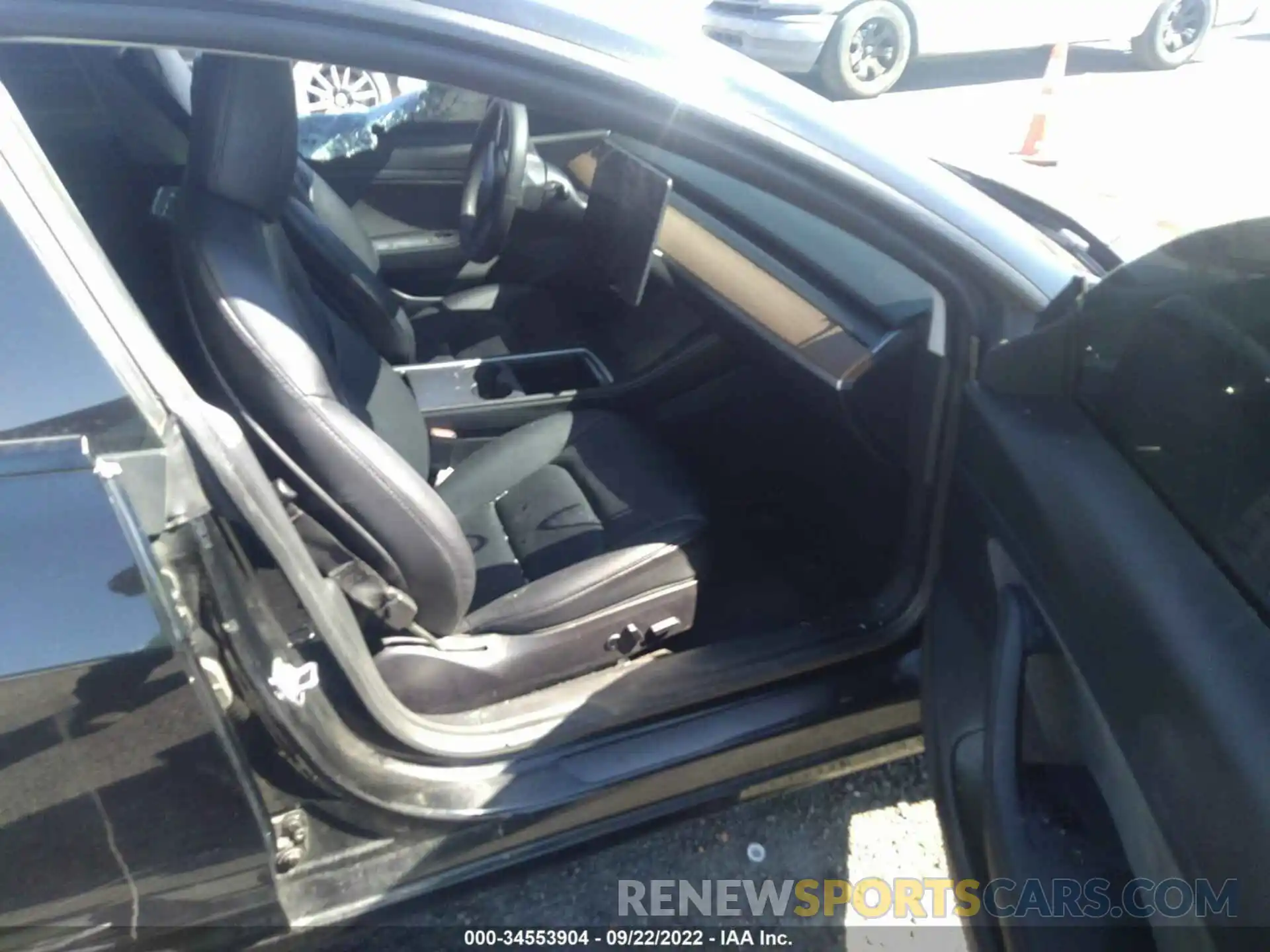 5 Photograph of a damaged car 5YJ3E1EA7MF871605 TESLA MODEL 3 2021