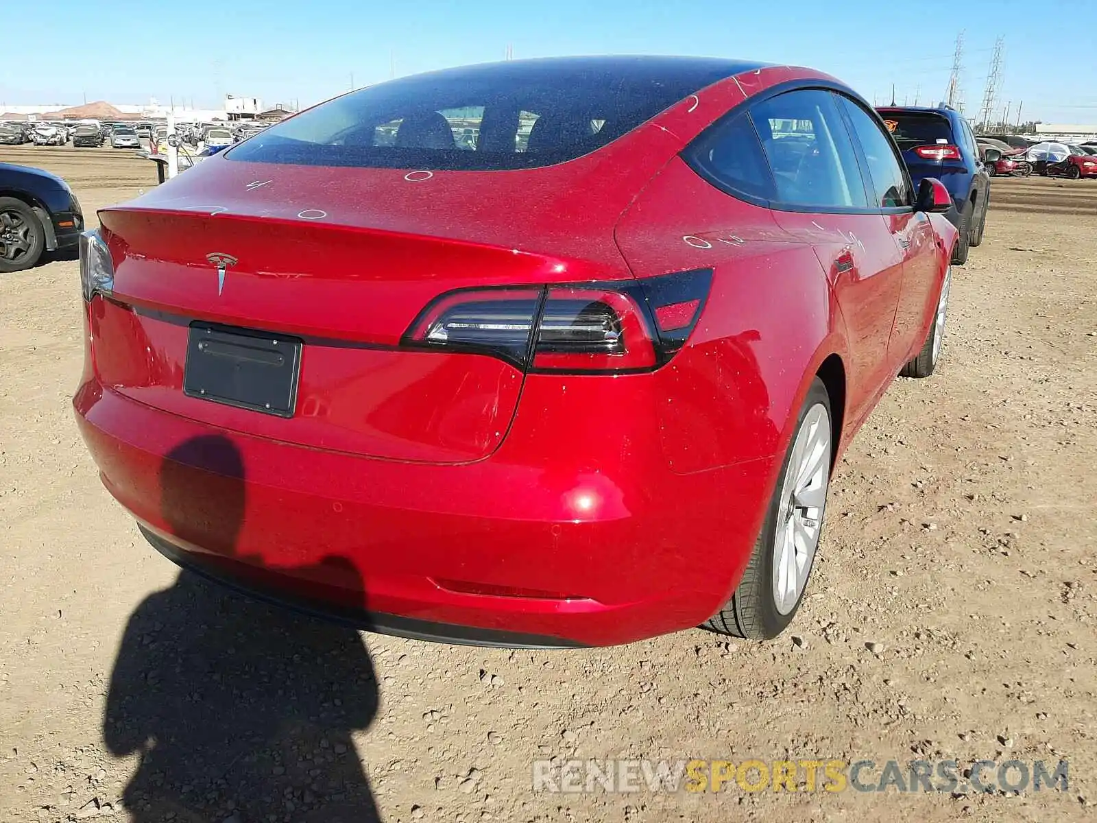 4 Photograph of a damaged car 5YJ3E1EA7MF874603 TESLA MODEL 3 2021