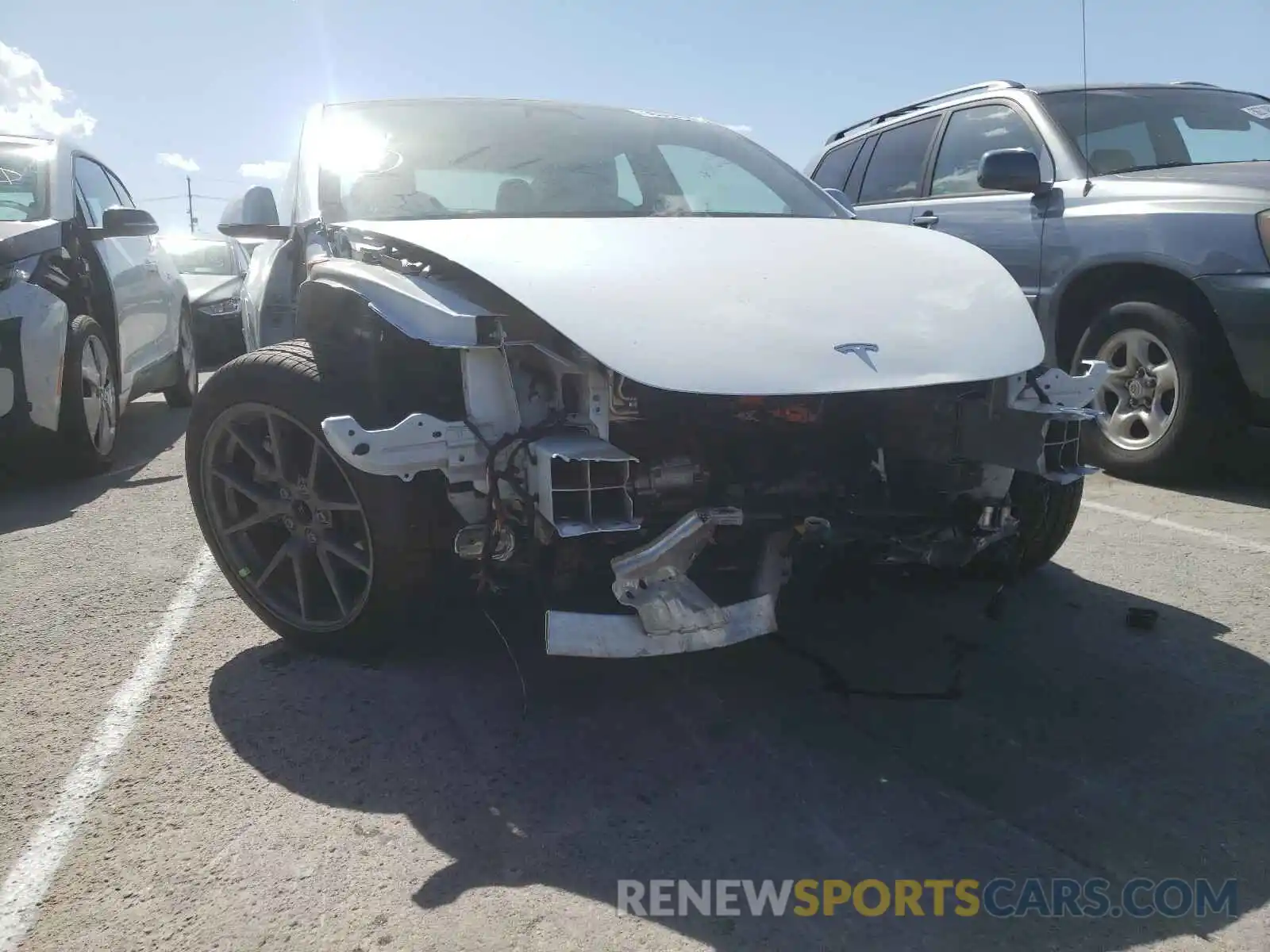 9 Photograph of a damaged car 5YJ3E1EA7MF877971 TESLA MODEL 3 2021