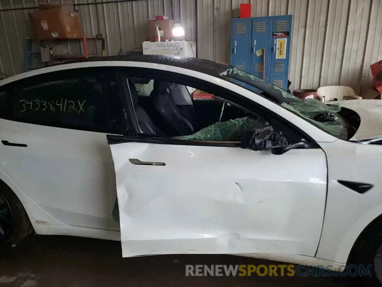 10 Photograph of a damaged car 5YJ3E1EA7MF913349 TESLA MODEL 3 2021