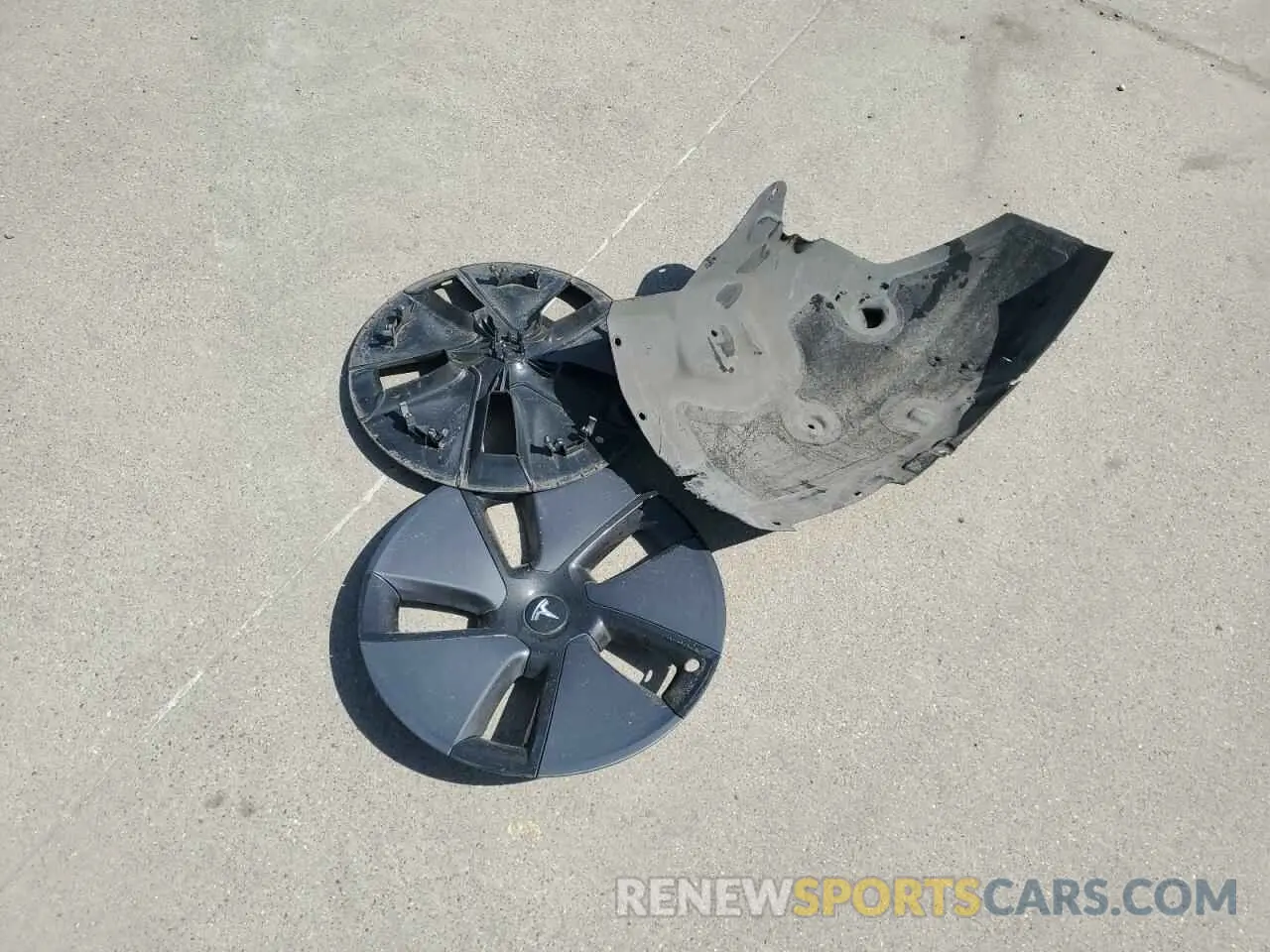 12 Photograph of a damaged car 5YJ3E1EA7MF915053 TESLA MODEL 3 2021