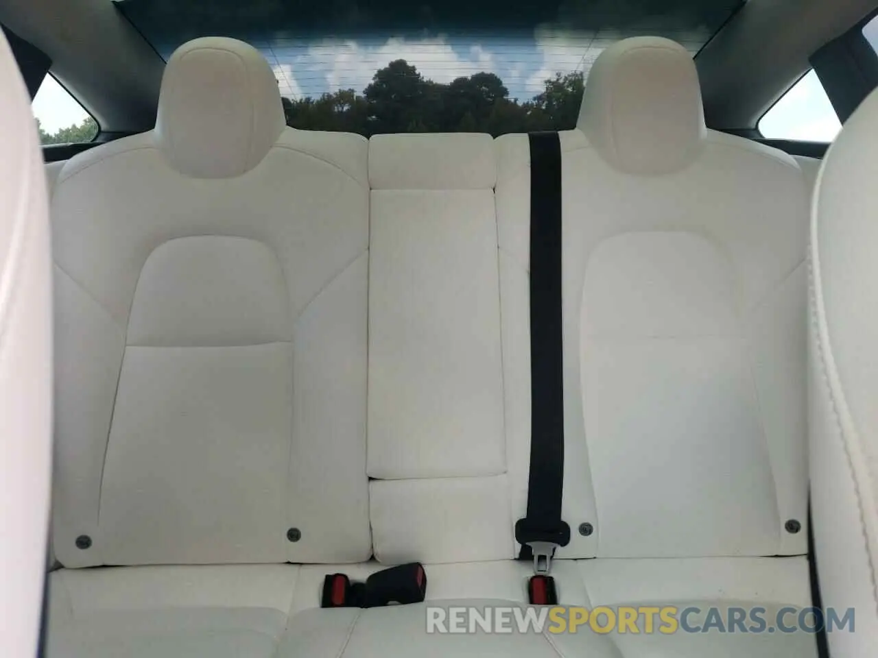 10 Photograph of a damaged car 5YJ3E1EA7MF921614 TESLA MODEL 3 2021
