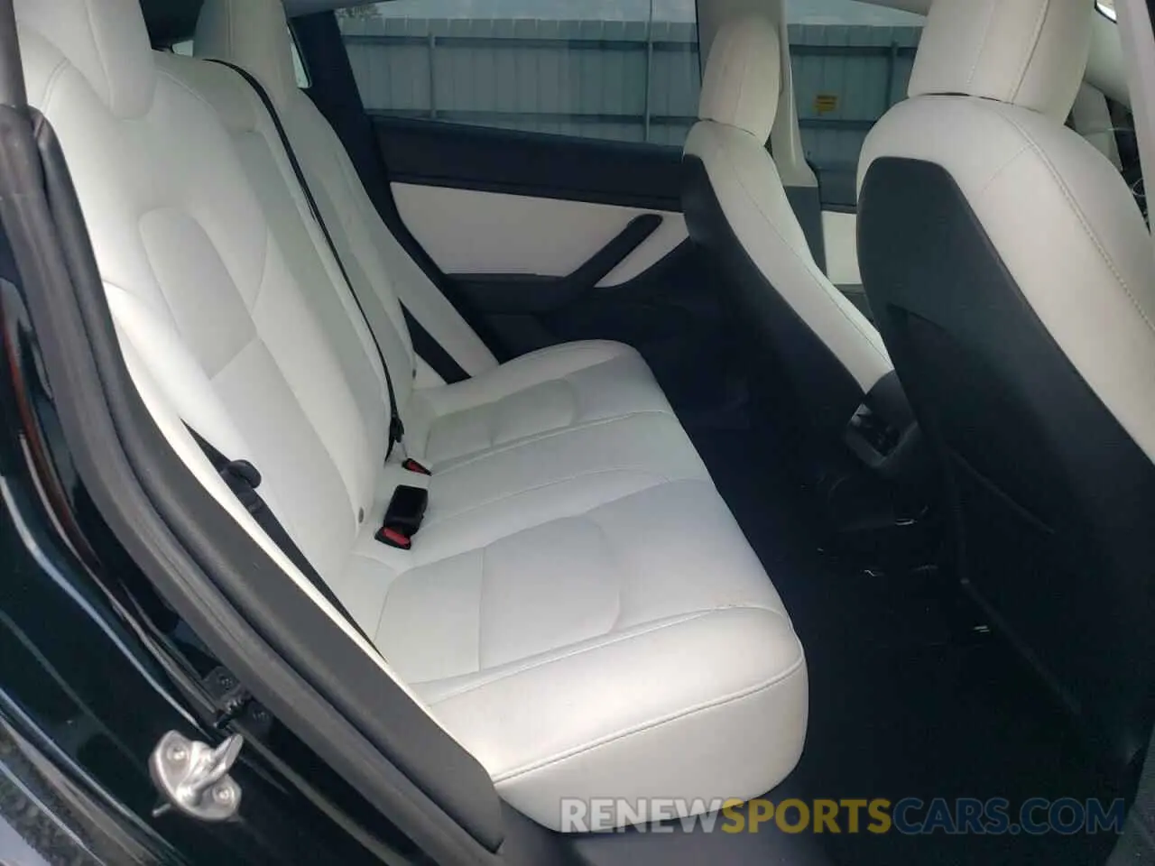 11 Photograph of a damaged car 5YJ3E1EA7MF921614 TESLA MODEL 3 2021