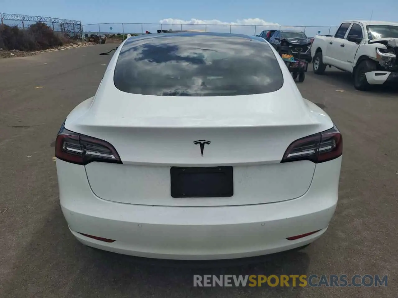 6 Photograph of a damaged car 5YJ3E1EA7MF928823 TESLA MODEL 3 2021