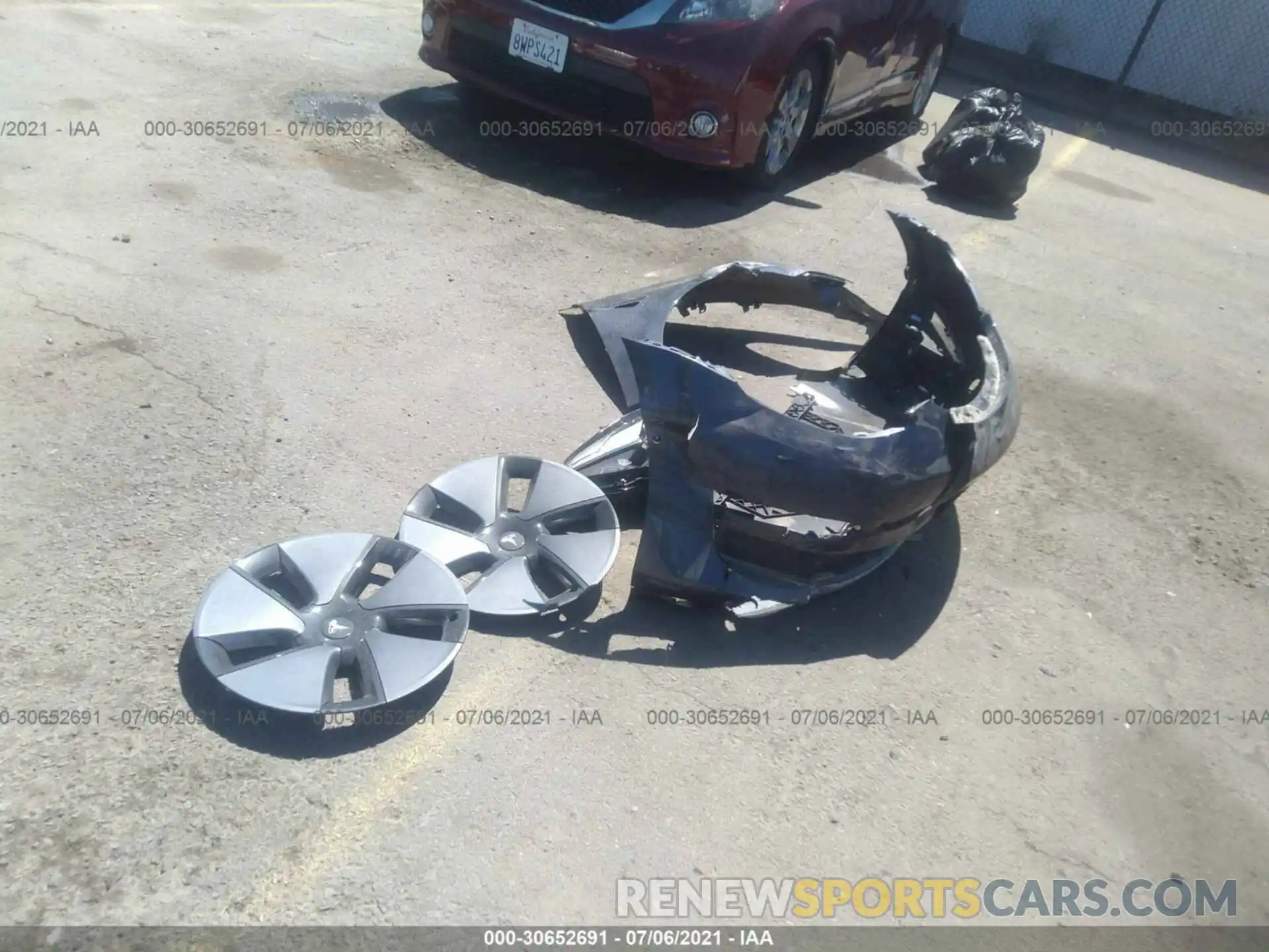 11 Photograph of a damaged car 5YJ3E1EA7MF929583 TESLA MODEL 3 2021