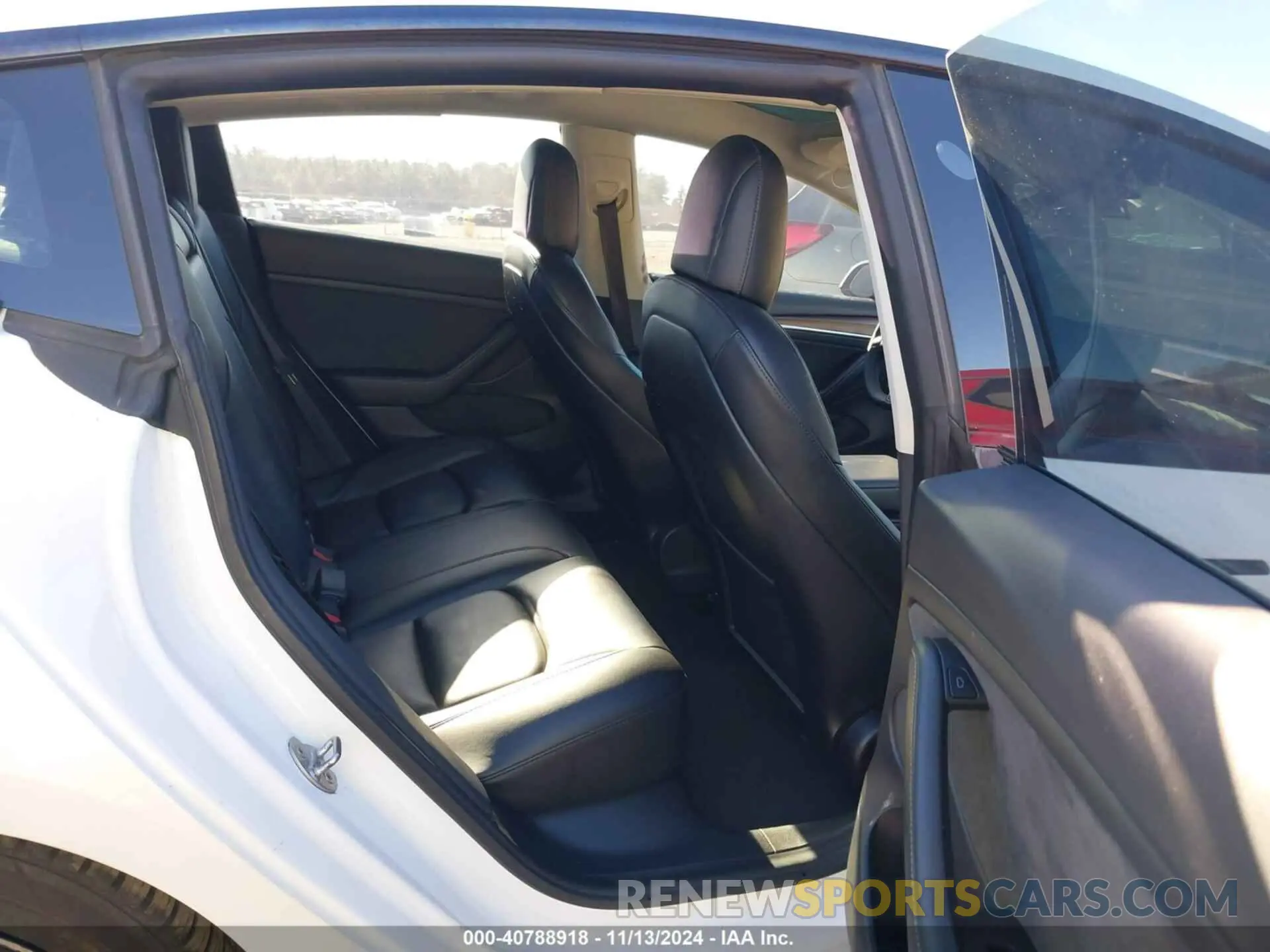 8 Photograph of a damaged car 5YJ3E1EA7MF963300 TESLA MODEL 3 2021