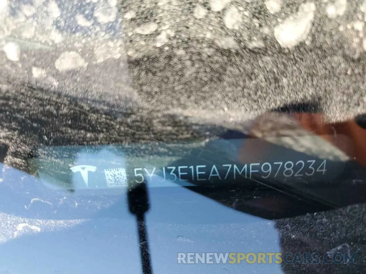 14 Photograph of a damaged car 5YJ3E1EA7MF978234 TESLA MODEL 3 2021