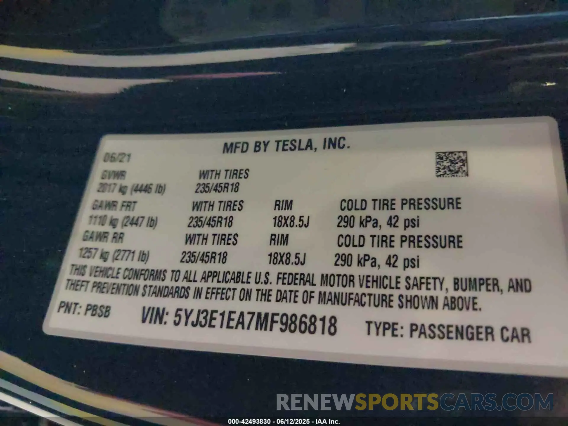 9 Photograph of a damaged car 5YJ3E1EA7MF986818 TESLA MODEL 3 2021