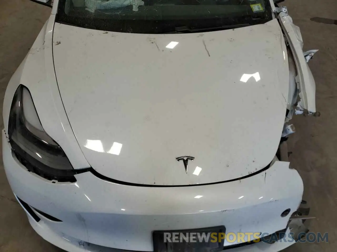 11 Photograph of a damaged car 5YJ3E1EA7MF986964 TESLA MODEL 3 2021