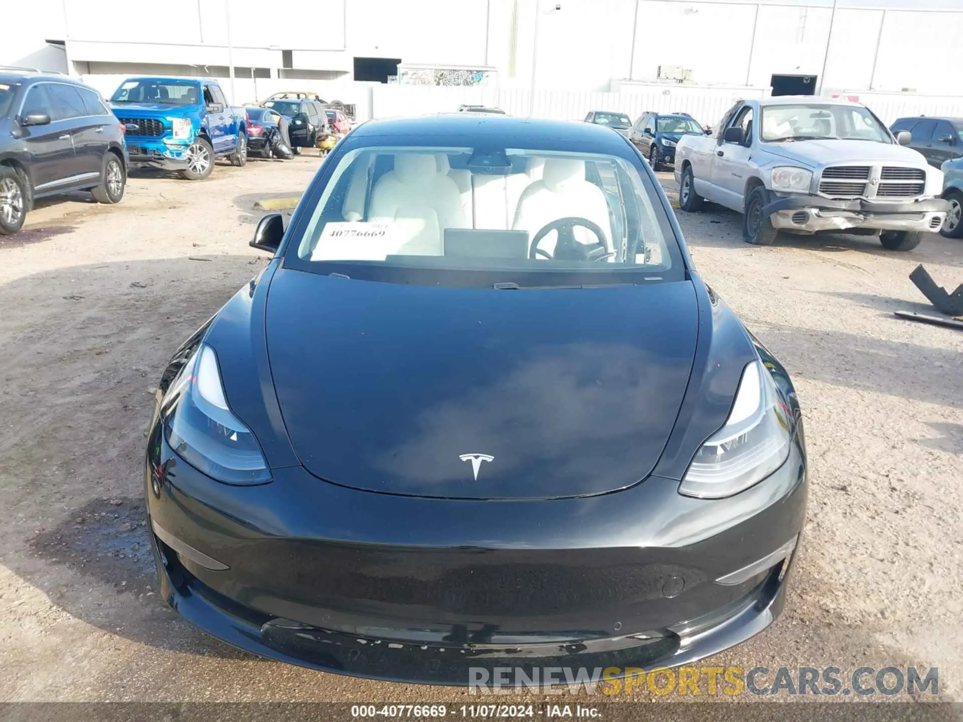 12 Photograph of a damaged car 5YJ3E1EA7MF987340 TESLA MODEL 3 2021
