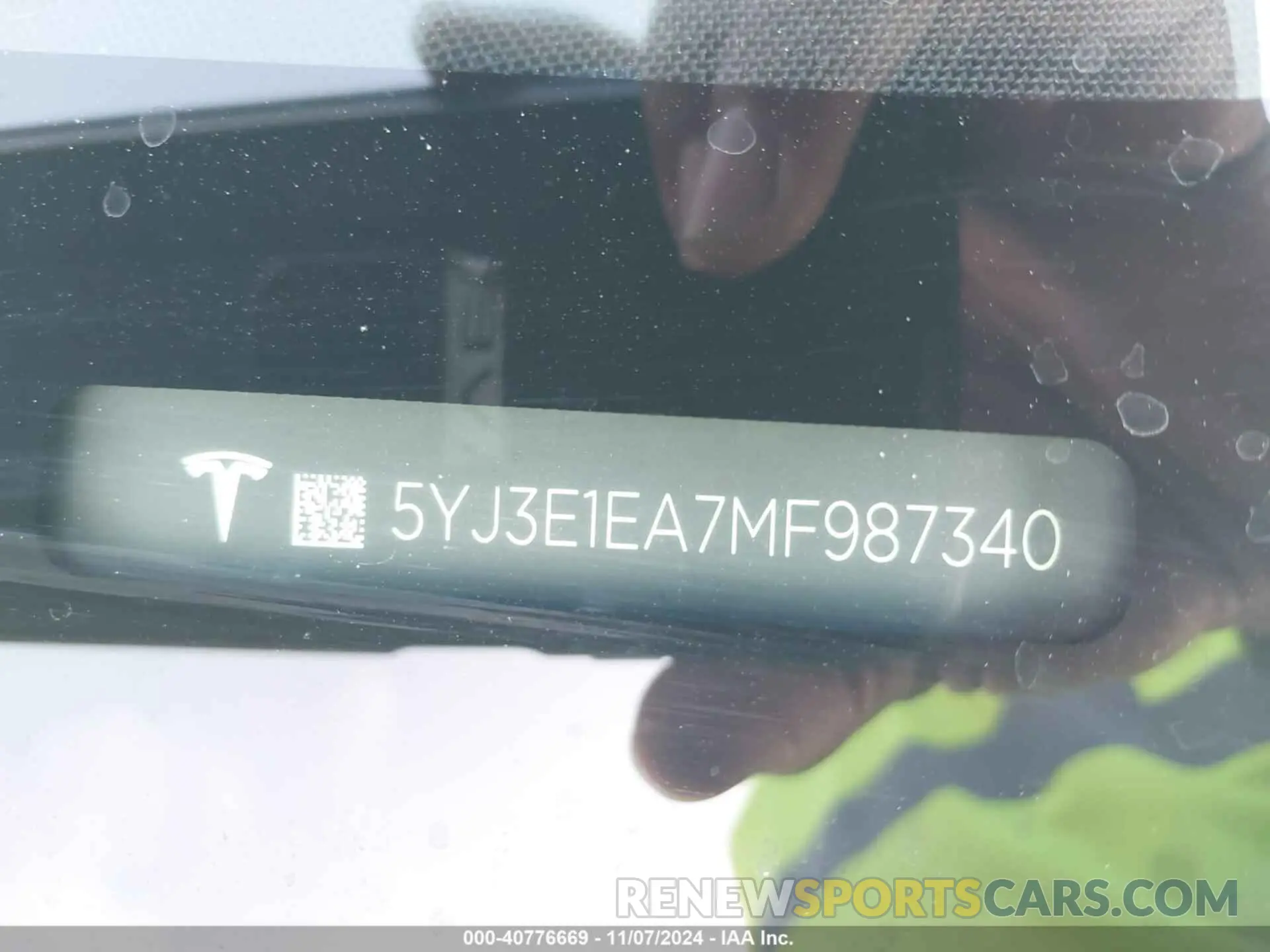 9 Photograph of a damaged car 5YJ3E1EA7MF987340 TESLA MODEL 3 2021