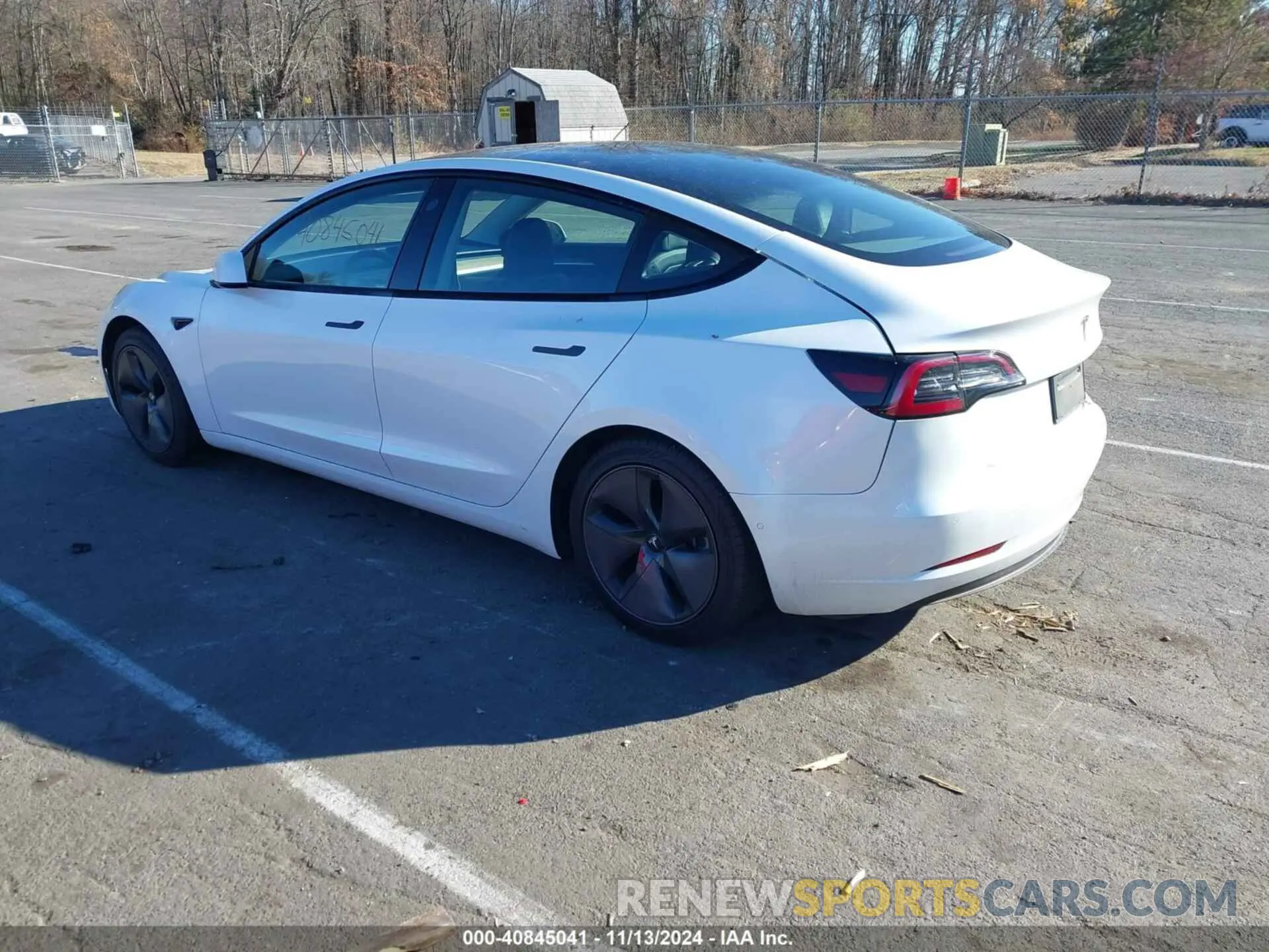3 Photograph of a damaged car 5YJ3E1EA7MF991548 TESLA MODEL 3 2021