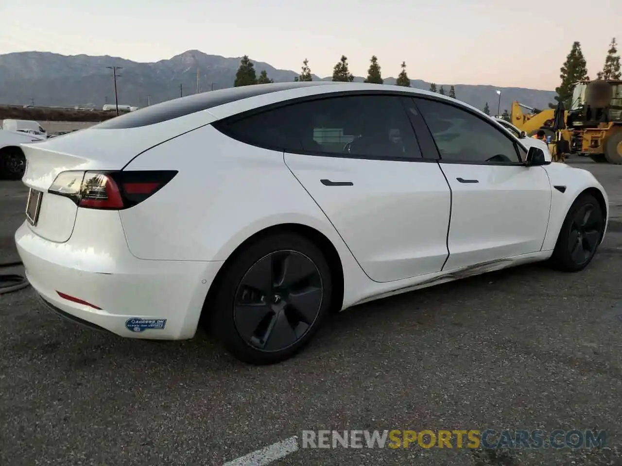 3 Photograph of a damaged car 5YJ3E1EA7MF996815 TESLA MODEL 3 2021