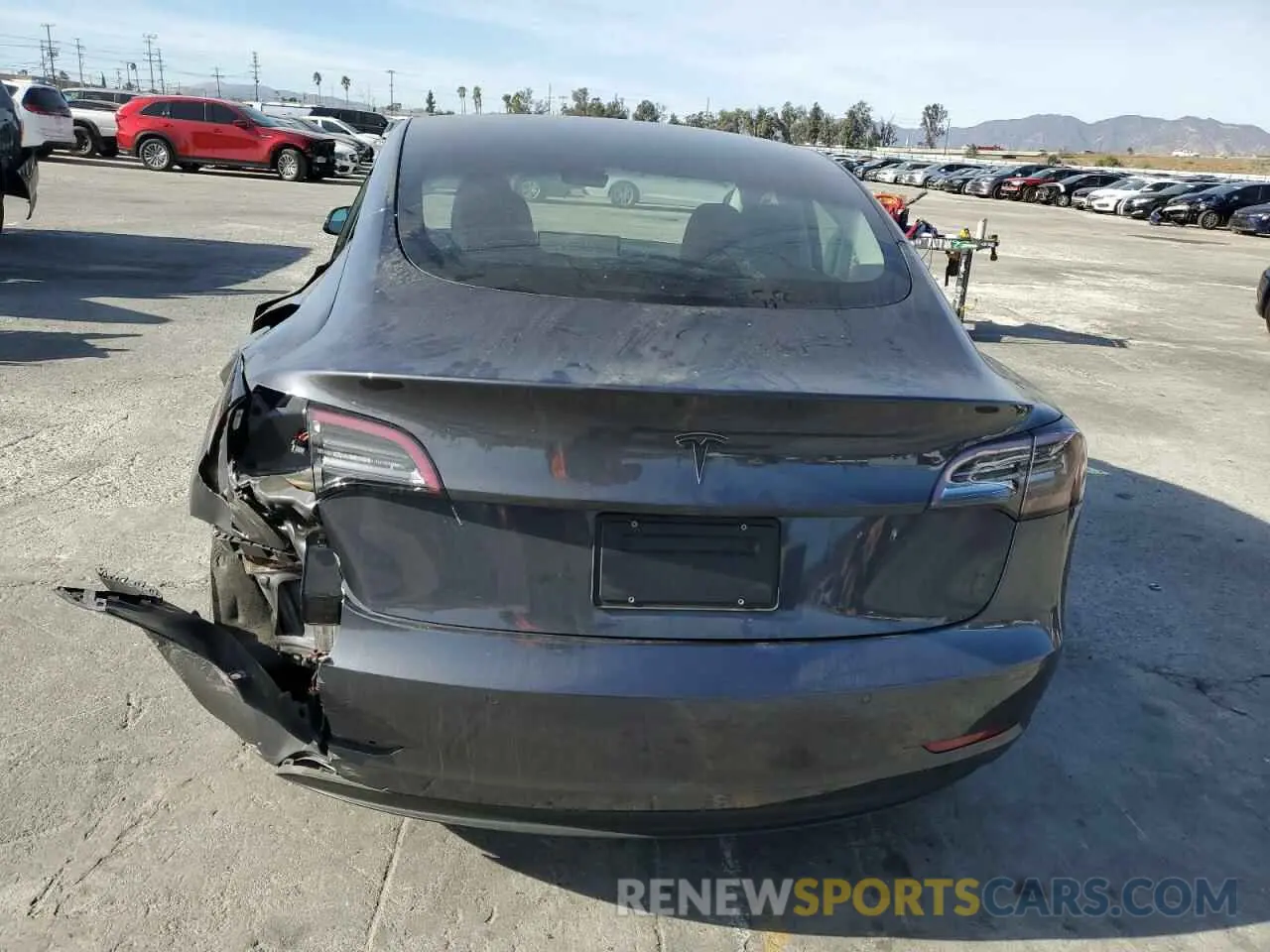 6 Photograph of a damaged car 5YJ3E1EA8MF017738 TESLA MODEL 3 2021